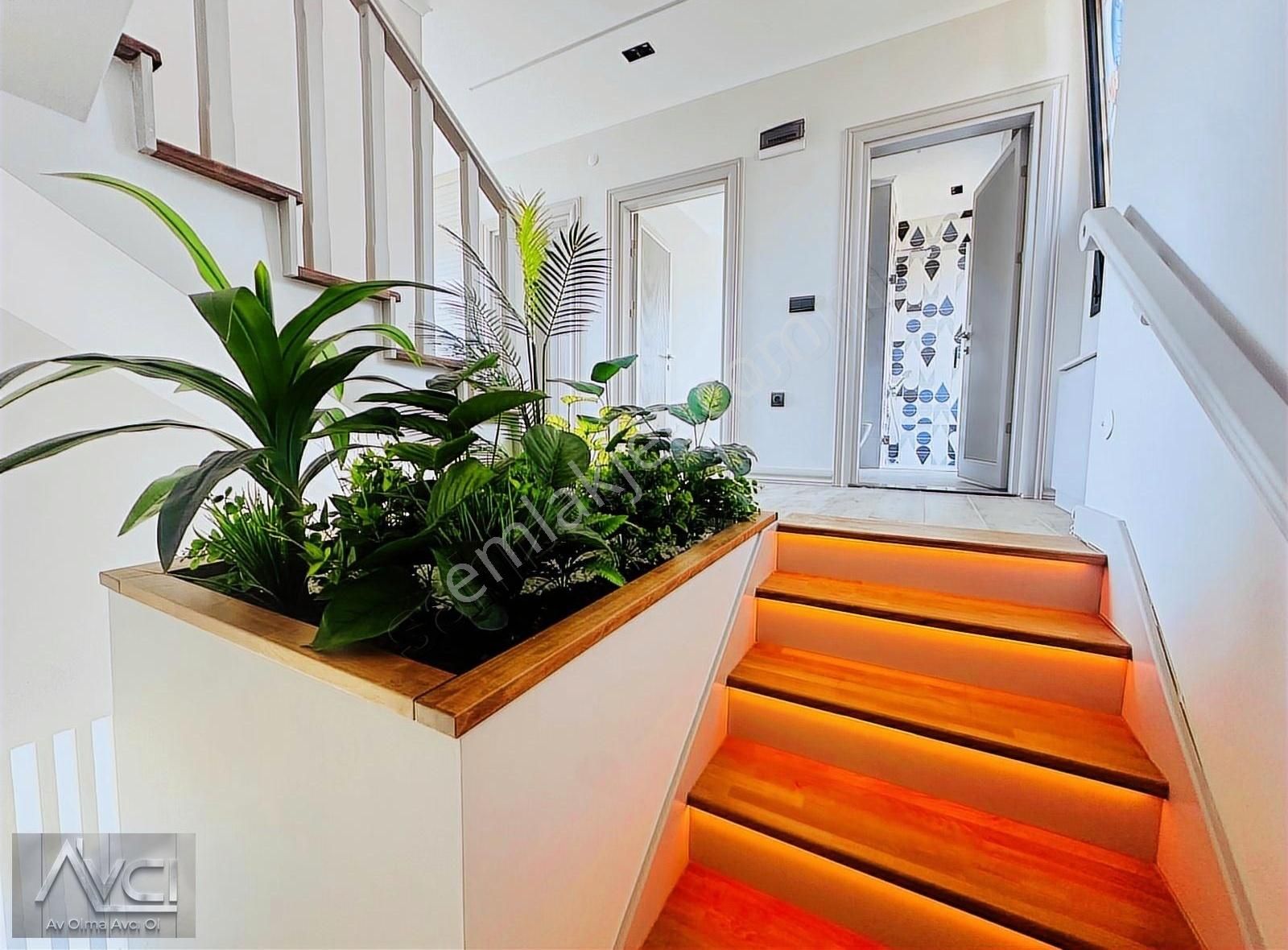 Avcı'dan Altınoluk Manzaralı Özel Mimari Müstakil 4+1 Lüks Villa - Görsel 2