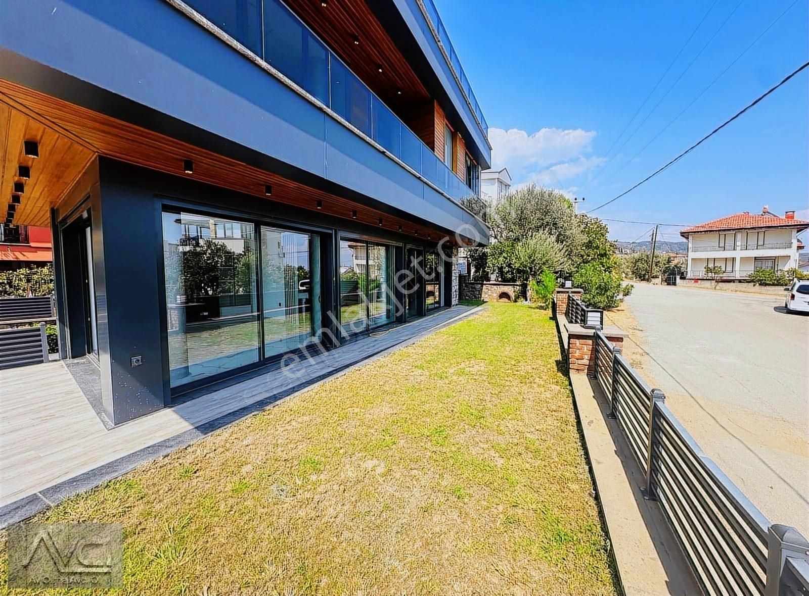 Avcı'dan Altınoluk Manzaralı Özel Mimari Müstakil 4+1 Lüks Villa - Görsel 26