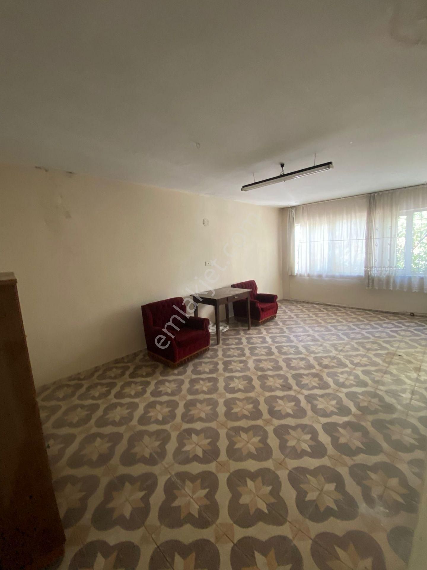 Konut Emlaktan Şirinevler Mahallesinde 270m2 Satılık Müstakil Daire - Görsel 15