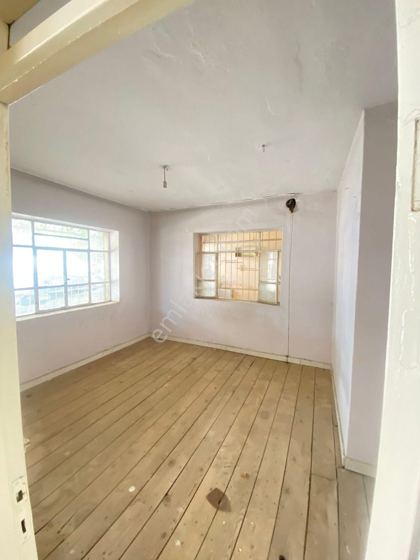 Konut Emlaktan Şirinevler Mahallesinde 270m2 Satılık Müstakil Daire - Görsel 27