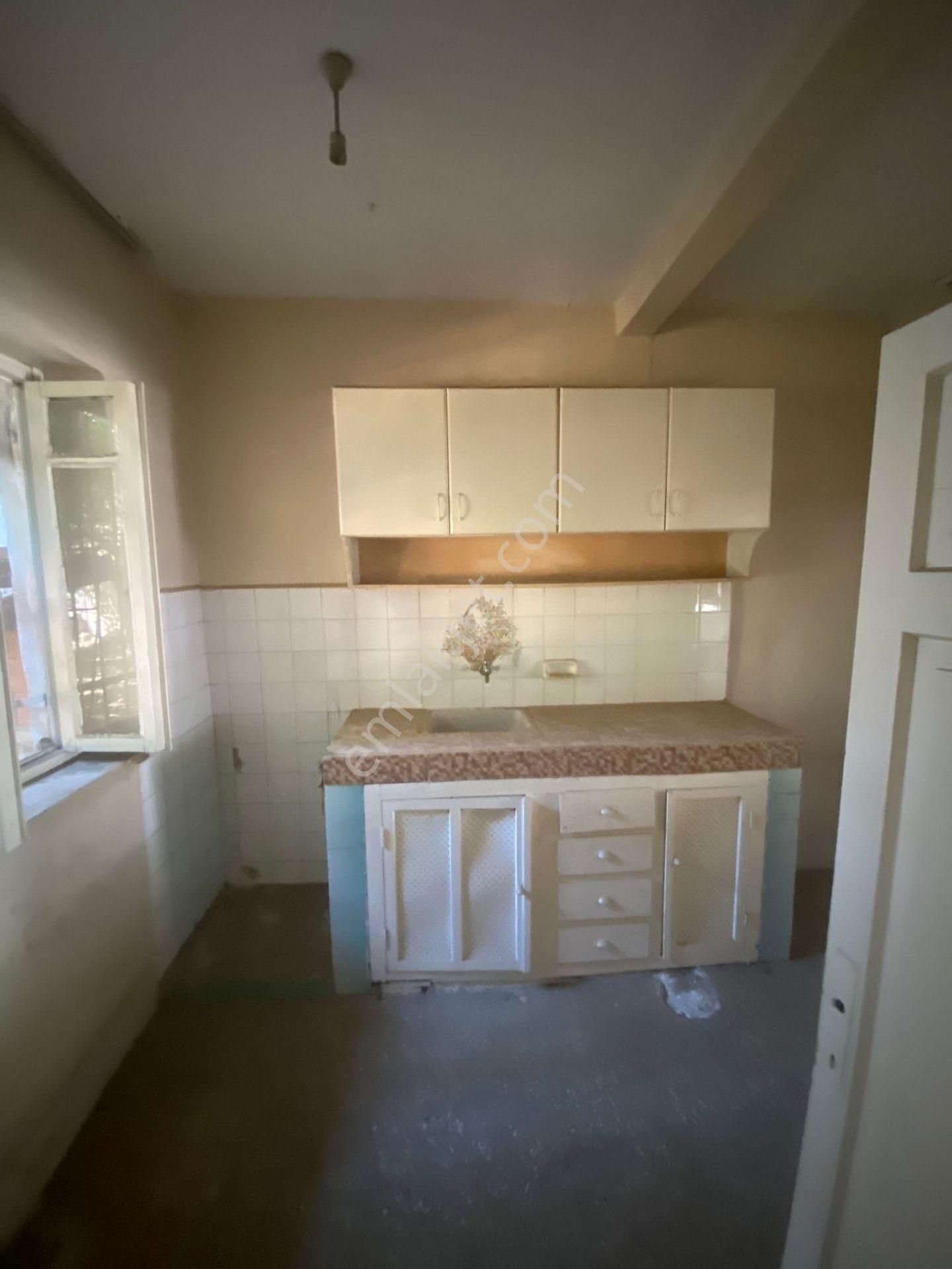 Konut Emlaktan Şirinevler Mahallesinde 270m2 Satılık Müstakil Daire - Görsel 29