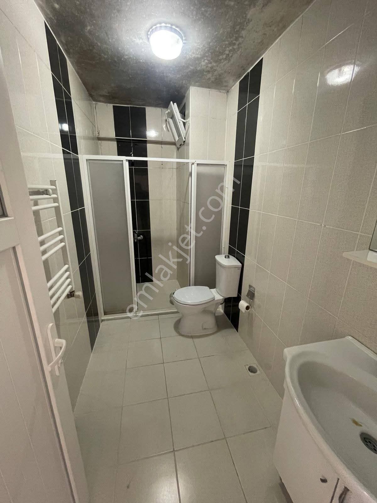 Samsun İlkadım Kışla Mahallesi'nde Asansörlü 3+1 Kiralık Daire