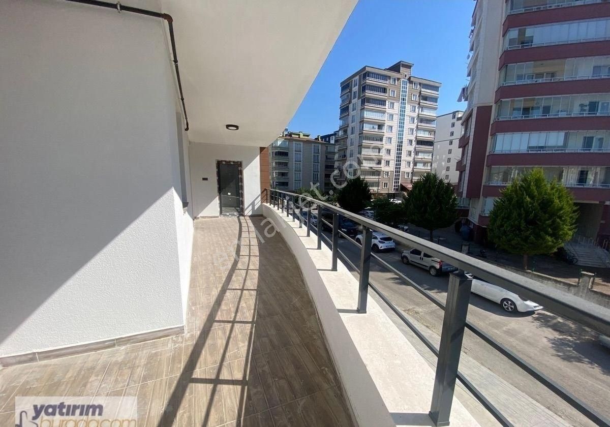 Atakum Çobanlı Tramvaya Cephe Satılık Sıfır 3+1 Daire Büyük Kullanışlı 160m2 Brüt Ebeveyn Banyolu