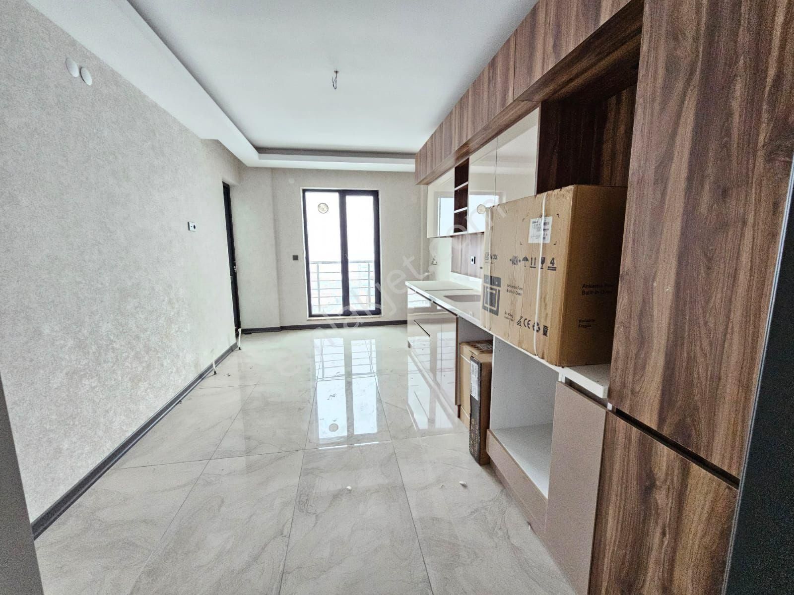 Karapürçek'te Full Yapılı 7.katta Ultra Lüks Yapılı Satılık Daire !!