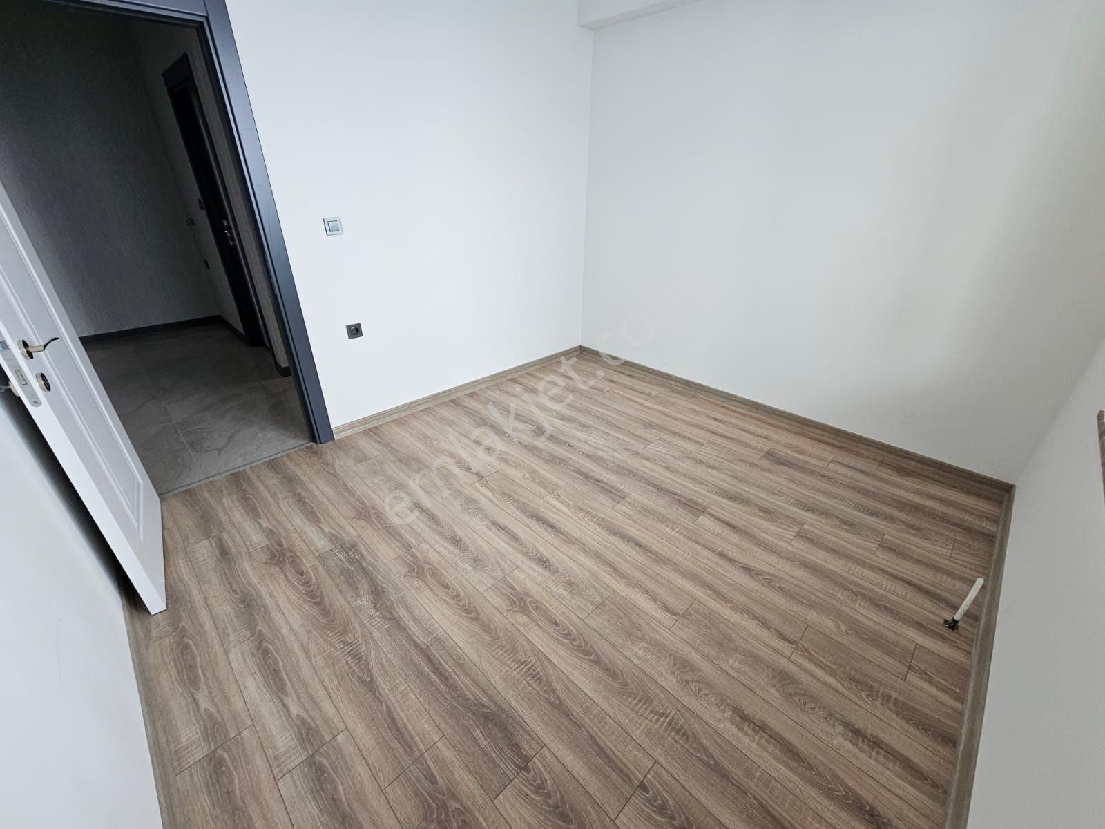 Karapürçek'te Full Yapılı 7.katta Ultra Lüks Yapılı Satılık Daire !! - Görsel 22