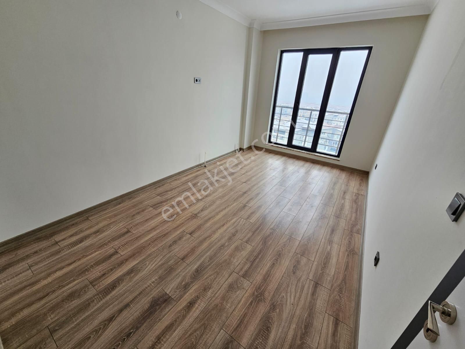 Karapürçek'te Full Yapılı 7.katta Ultra Lüks Yapılı Satılık Daire !! - Görsel 10