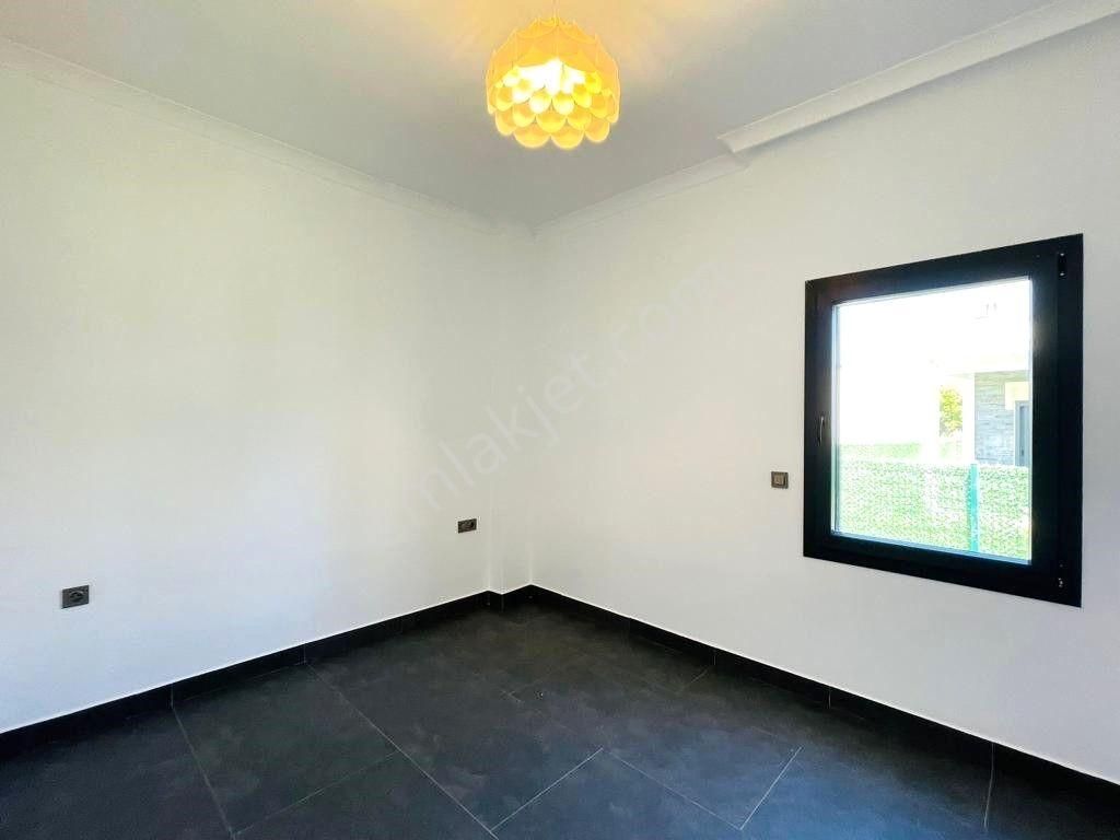 Bodrum Turgutreis Merkez'de Satılık 3+1 Tek Katlı İzole Villa - Görsel 19