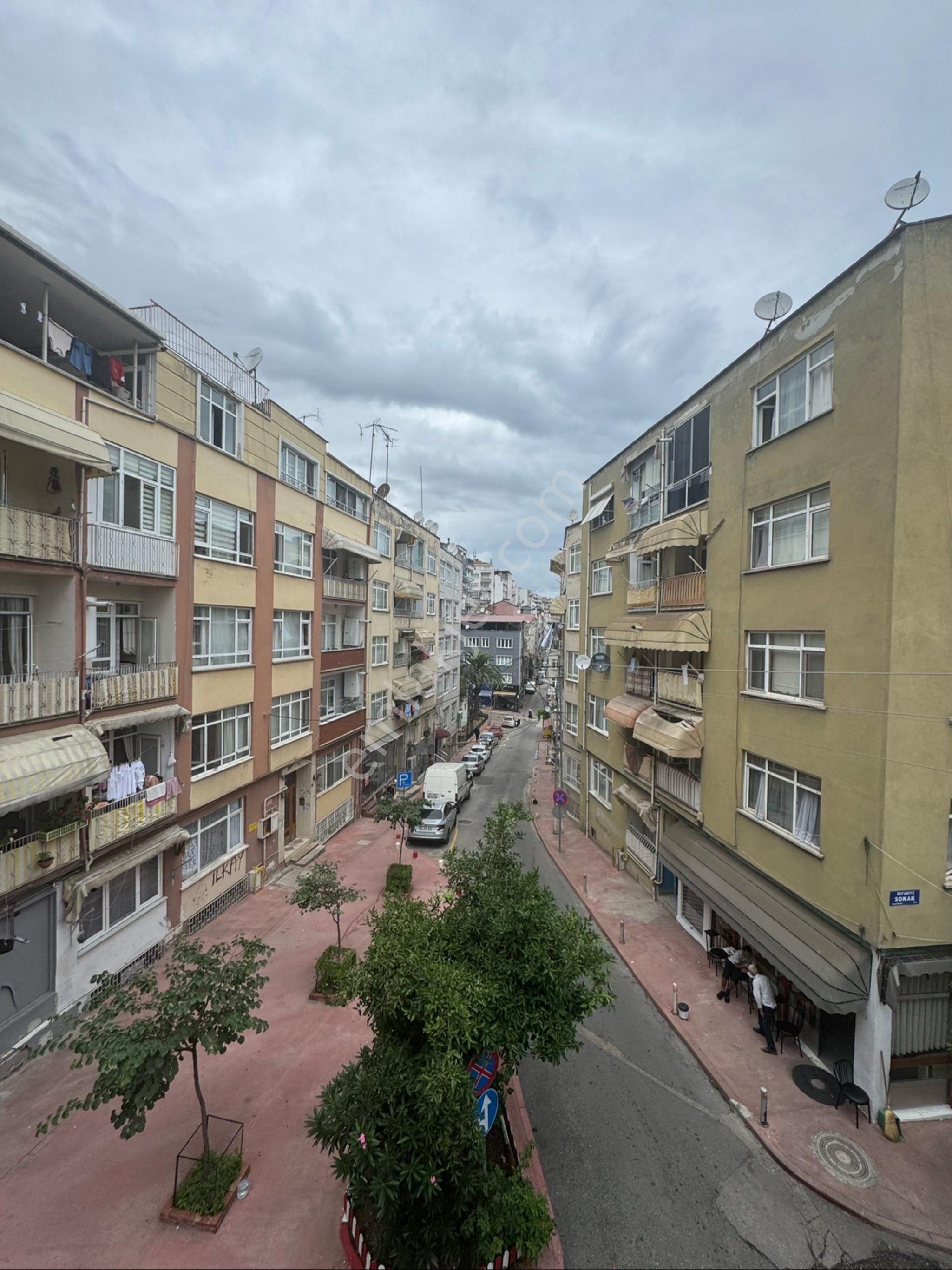 Hurriyet Mahallesinde Esyalı Kiralık Daire