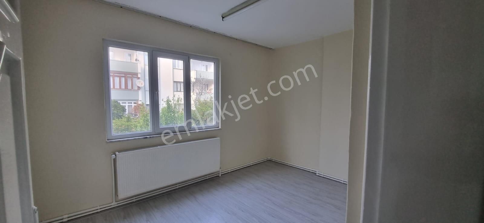 Tombul Emlaktan Yeni Mahallede 3+1kiralık Daire - Görsel 4