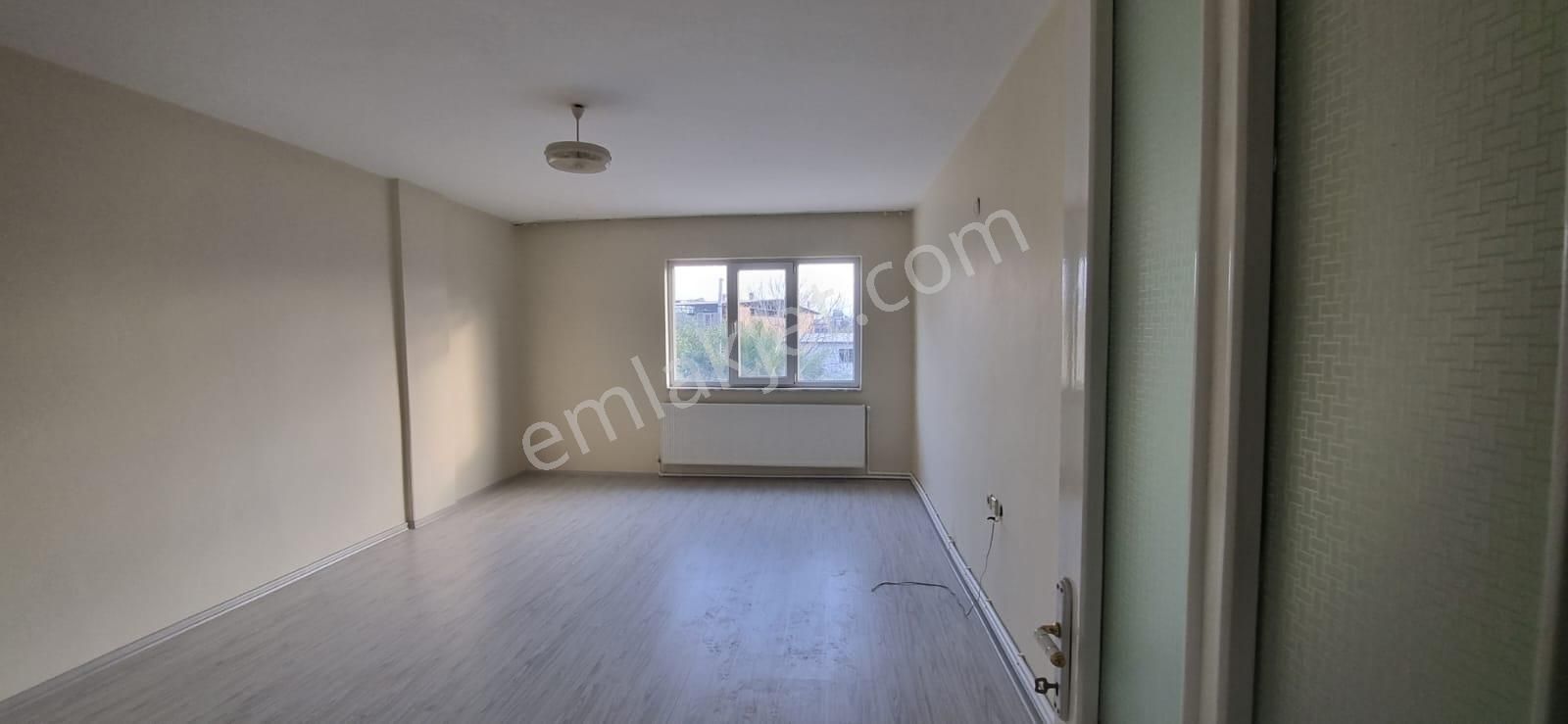 Tombul Emlaktan Yeni Mahallede 3+1kiralık Daire
