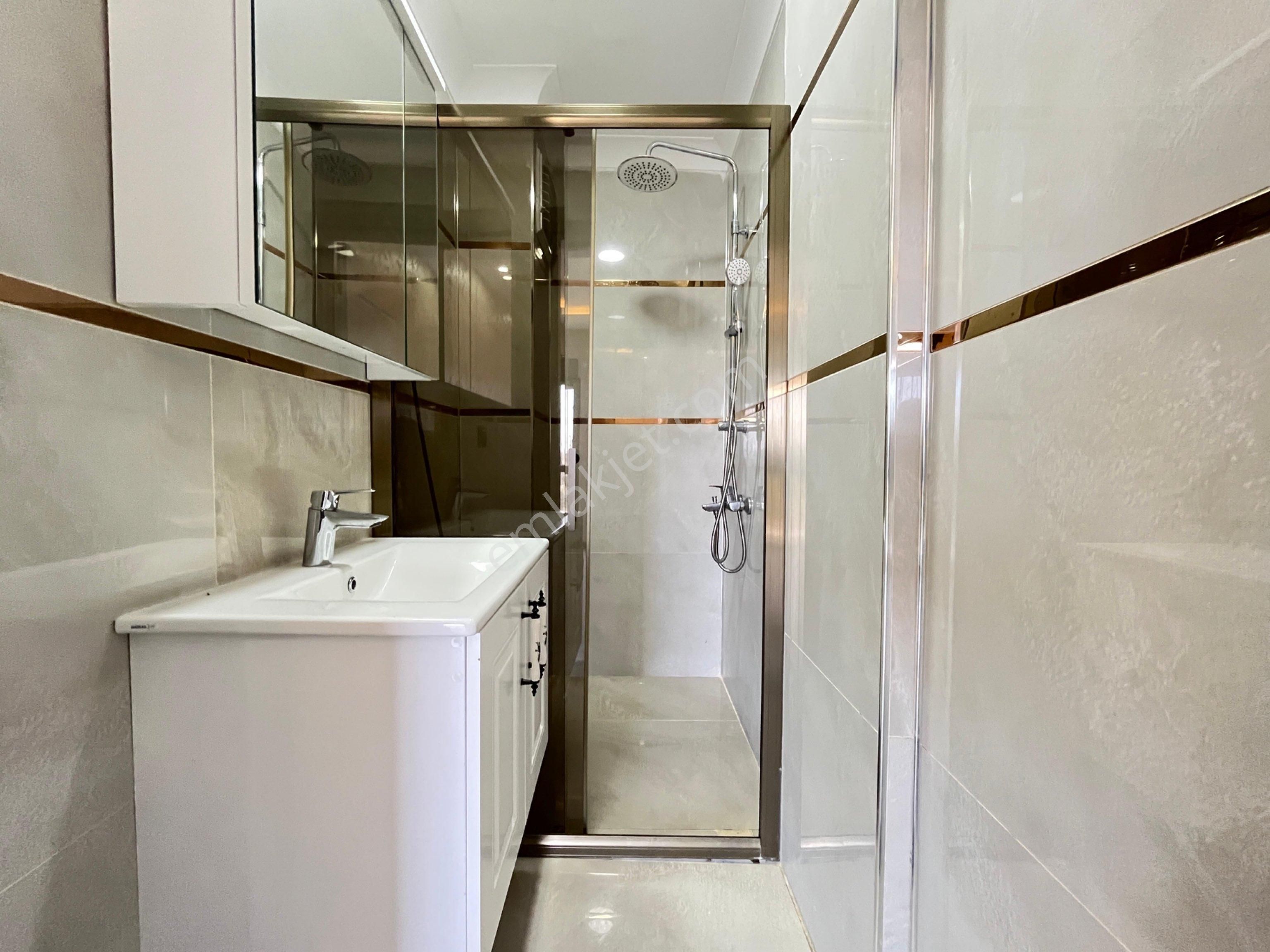 Arya'dan Zeytinli'de Ayrı Mutfaklı Geniş Bahçeli 3+1 Villa - Görsel 15