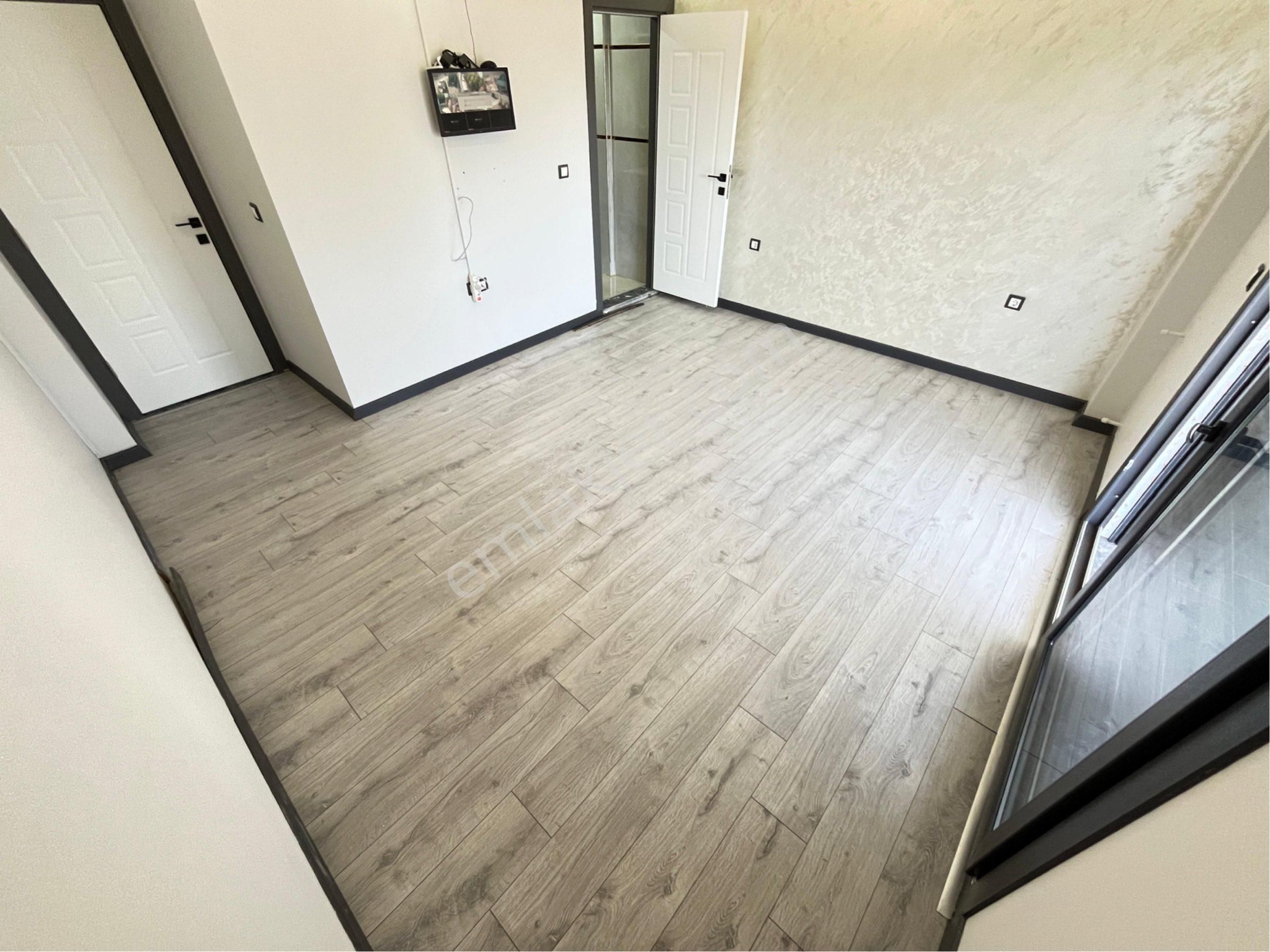 Arya'dan Zeytinli'de Ayrı Mutfaklı Geniş Bahçeli 3+1 Villa - Görsel 10