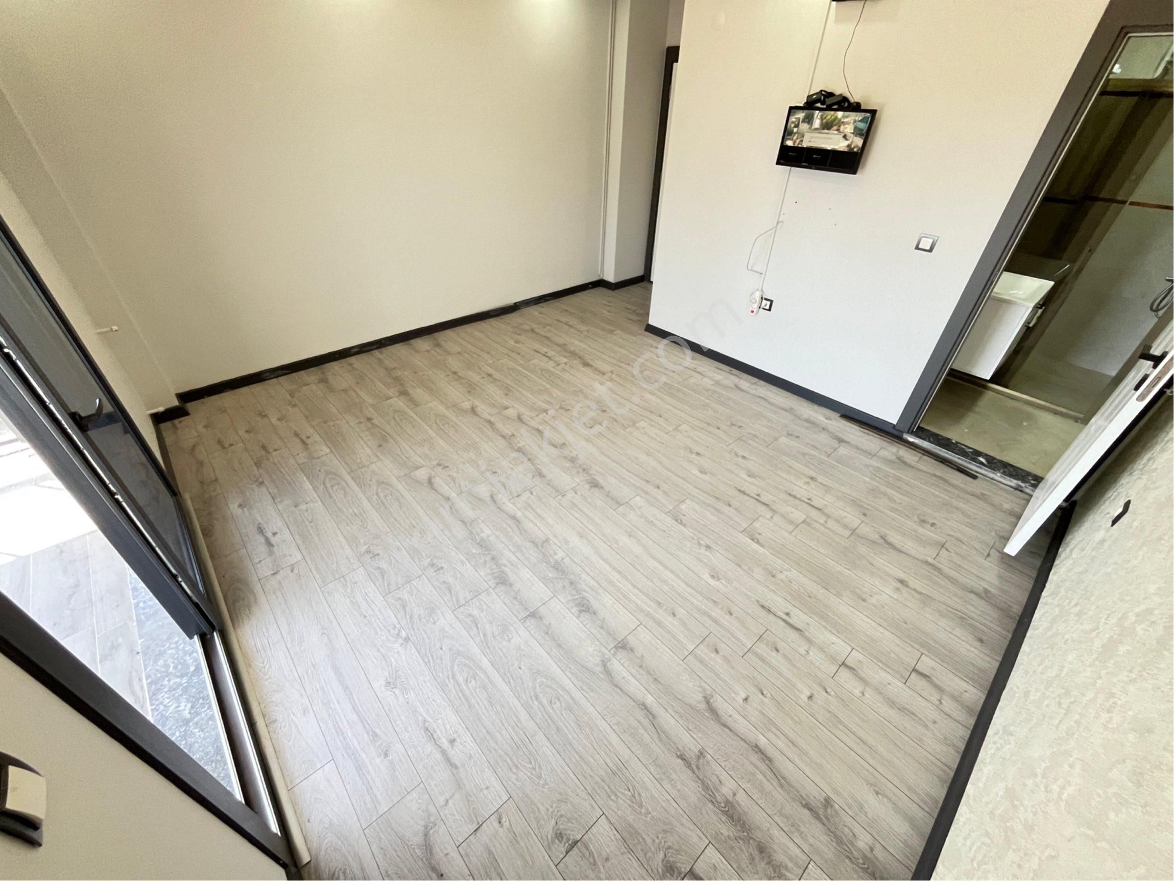 Arya'dan Zeytinli'de Ayrı Mutfaklı Geniş Bahçeli 3+1 Villa - Görsel 12