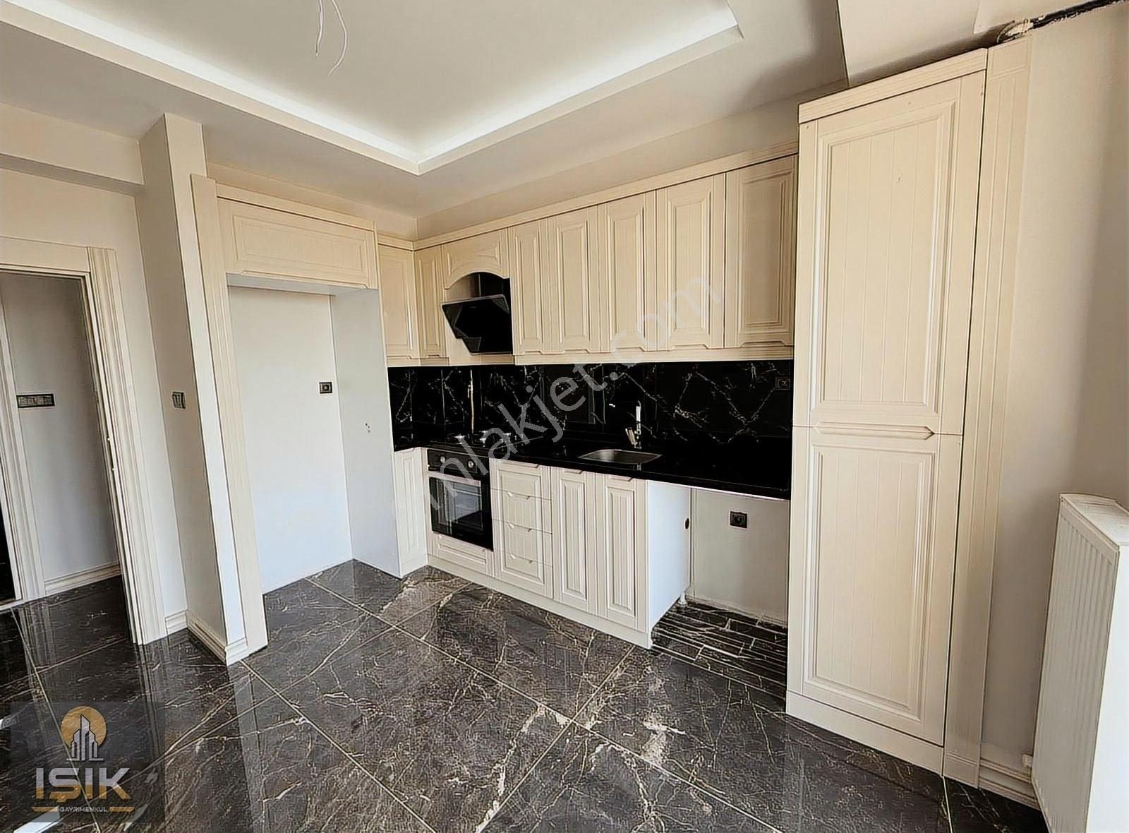 Işık Gayrimenkul'den Dadaşkent'te 2+1 Satılık Ultra Lux Daire