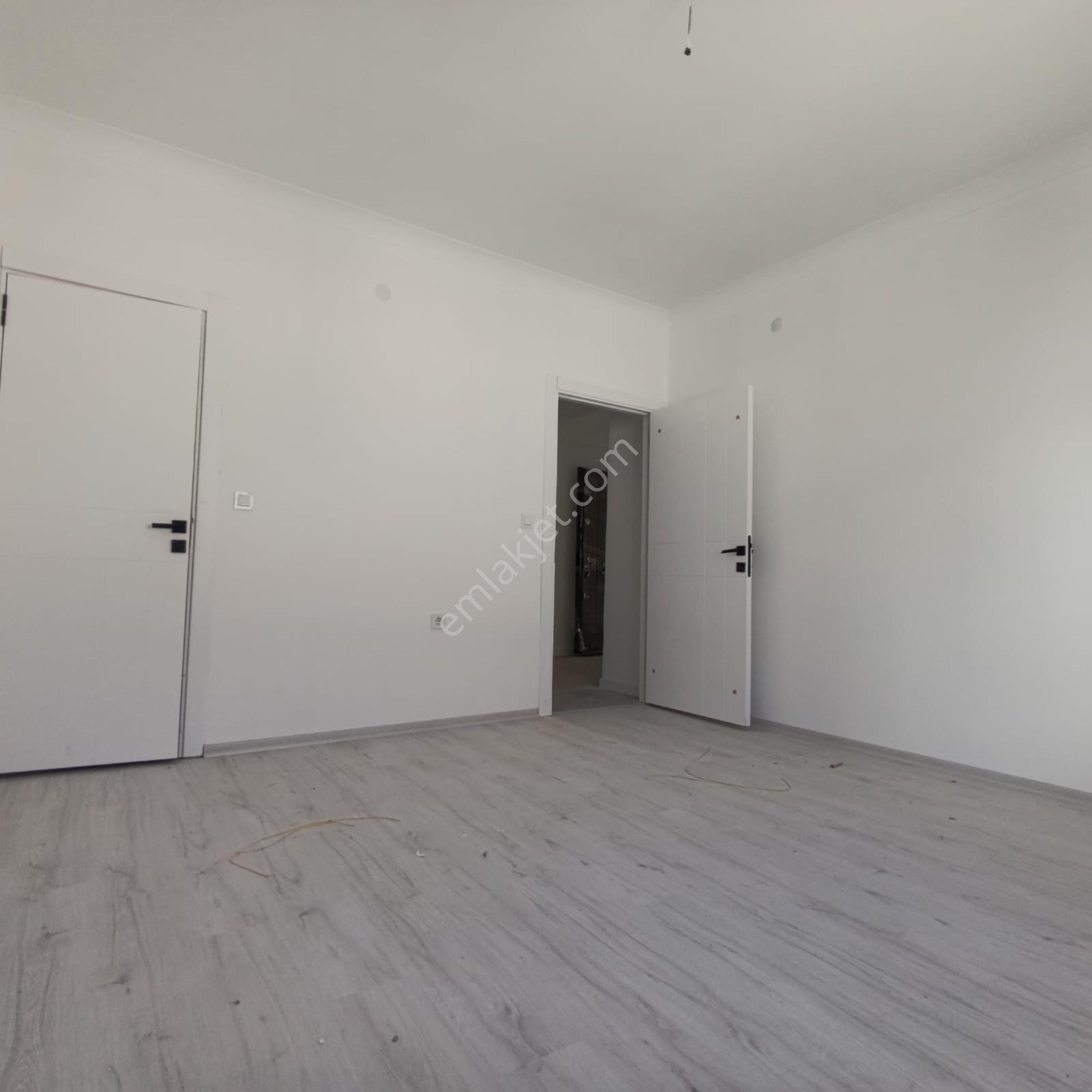 Beşikkaya'da Postane Karşısında Sıfır 3+1 Lüks Daire - Görsel 11