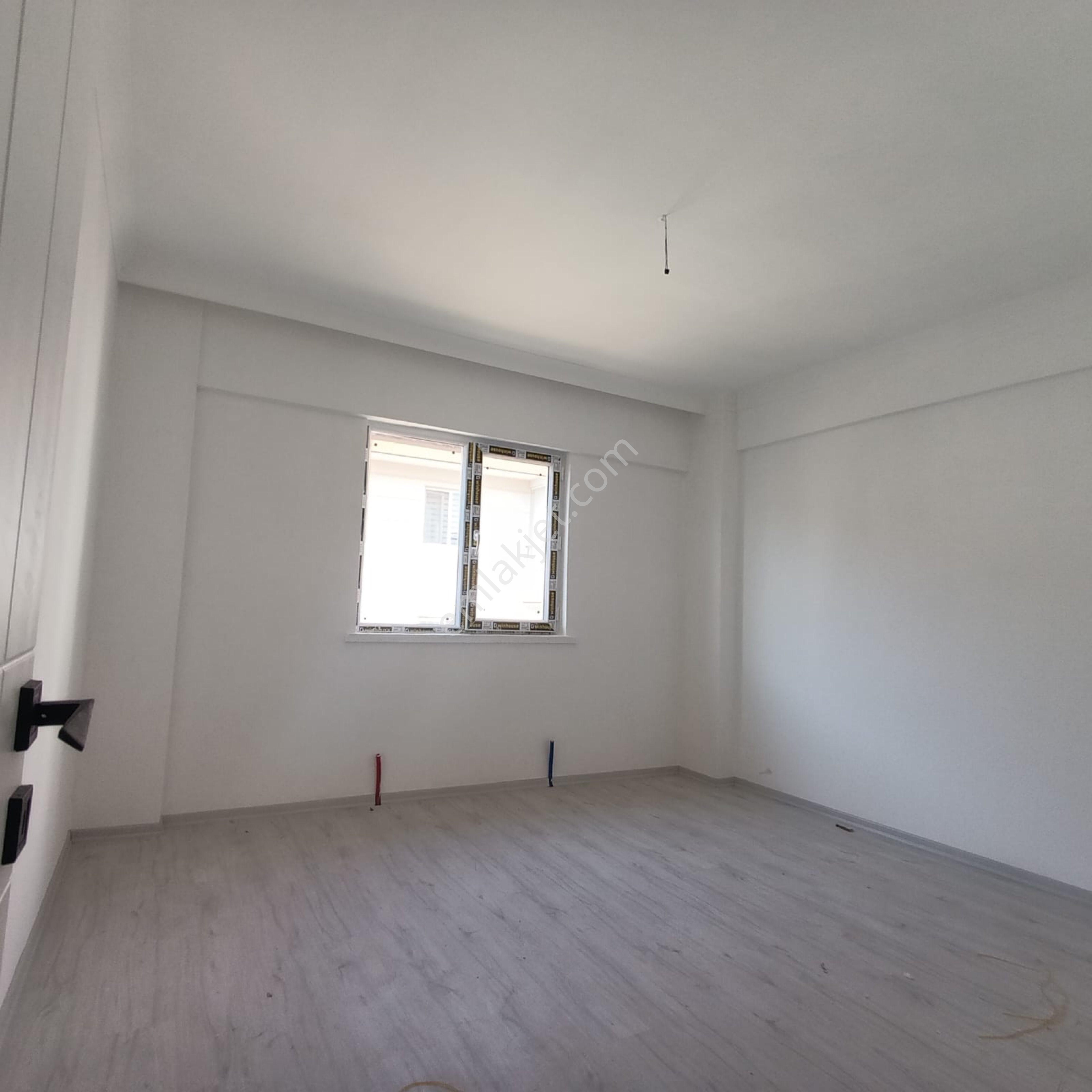 Beşikkaya'da Postane Karşısında Sıfır 3+1 Lüks Daire - Görsel 10