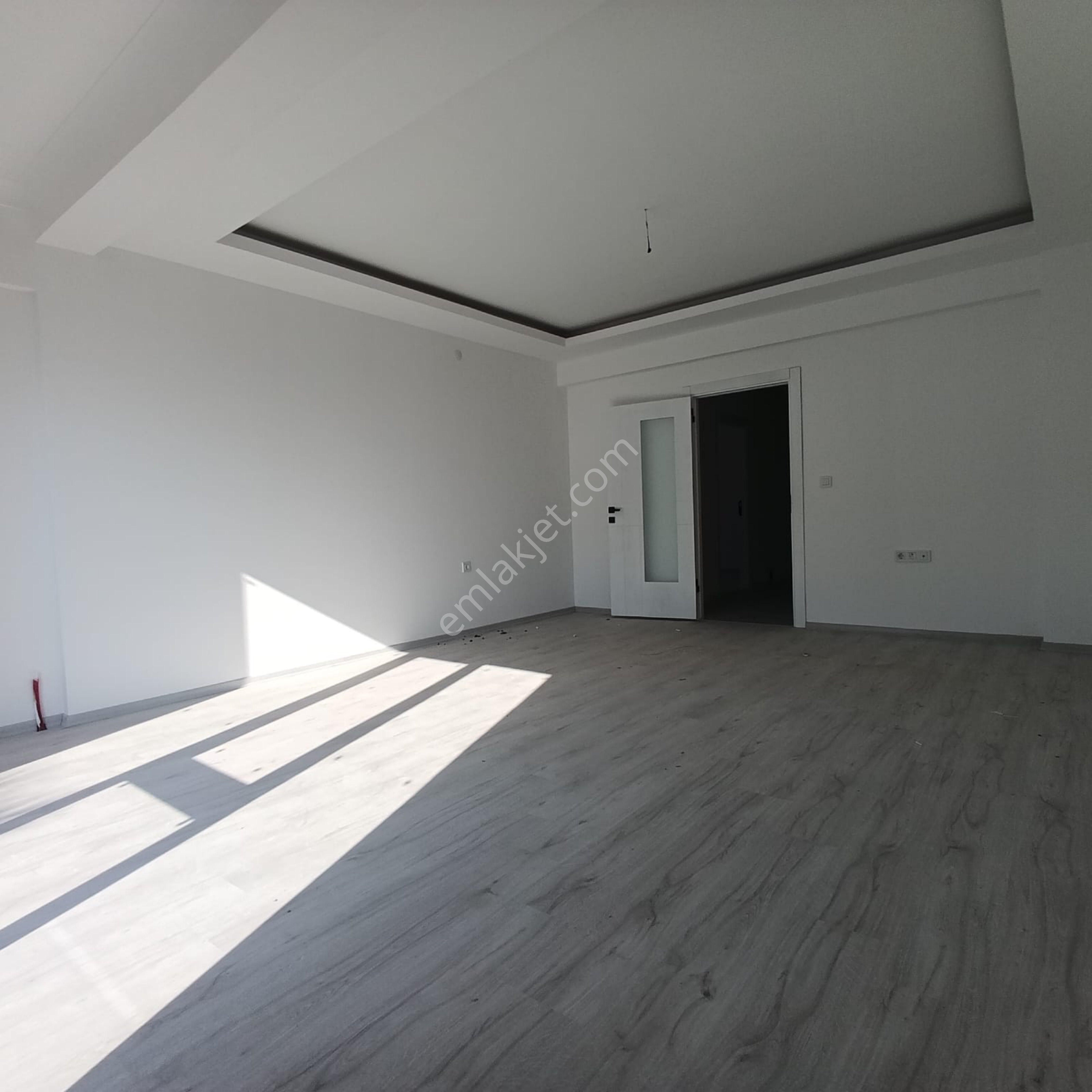 Beşikkaya'da Postane Karşısında Sıfır 3+1 Lüks Daire - Görsel 6