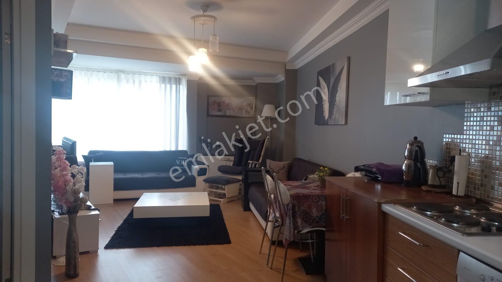 Papatya Residence 2 Merkezi Konumda Eşyalı 1+1 Satılık