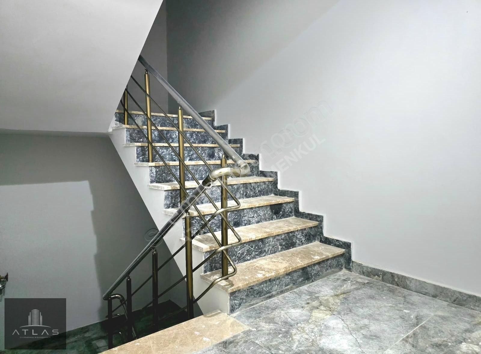 Atlas'tan, Site İçi, 2+1, 90m2, Y.ısıtmalı, K.otoparklı, Fırsat! - Görsel 9