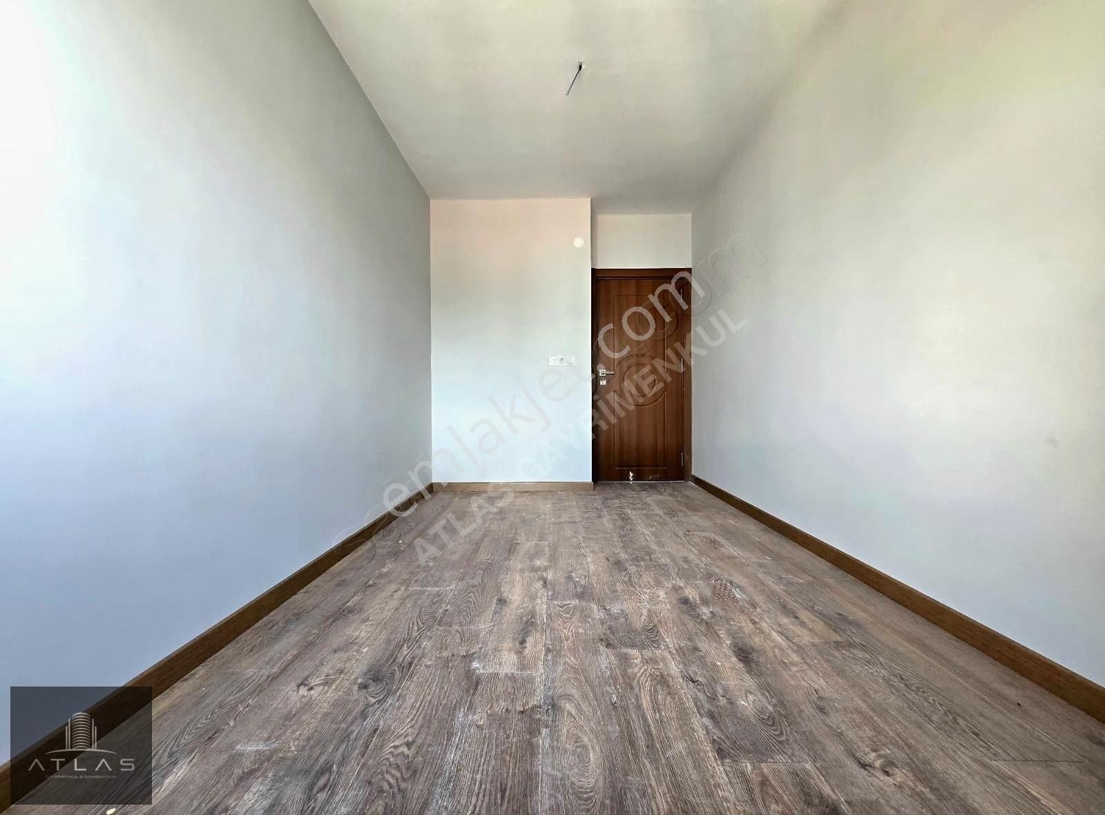 Atlas'tan, Site İçi, 2+1, 90m2, Y.ısıtmalı, K.otoparklı, Fırsat! - Görsel 18