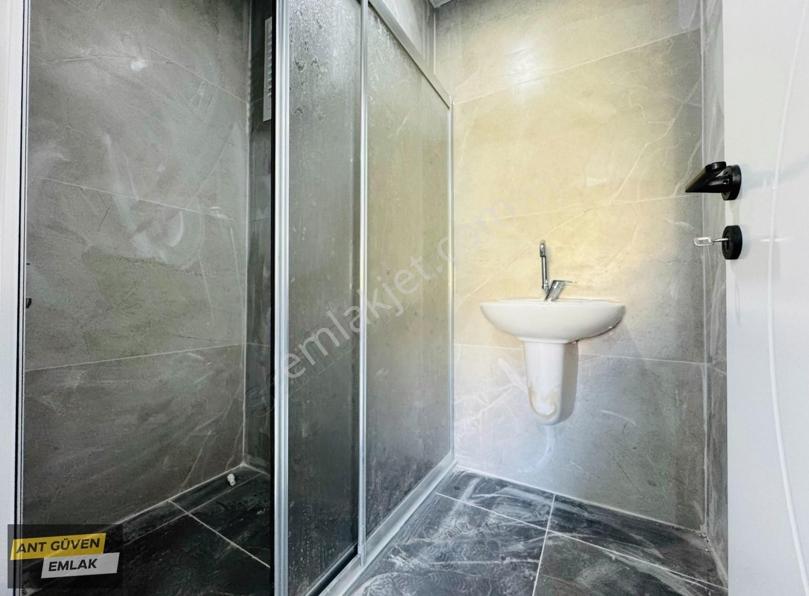 Bahçeyaka'da Kapalı Otoparklı Doğalgazlı 3+1 Sıfır Daire - Görsel 4