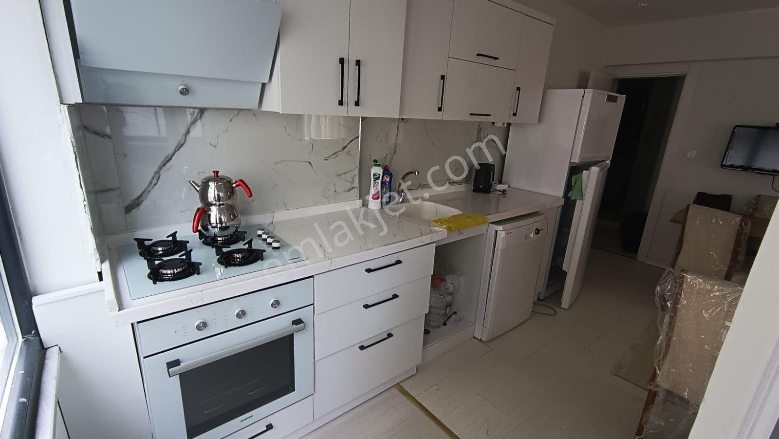 <<egeyıldız>> Altınoluk Merkezi Konum Merkeze 7dak 2.kat 2+1 Deposu Olan Uygun Fiyatla Satılık - Görsel 6