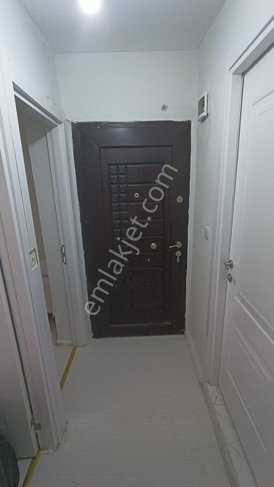 <<egeyıldız>> Altınoluk Merkezi Konum Merkeze 7dak 2.kat 2+1 Deposu Olan Uygun Fiyatla Satılık - Görsel 2