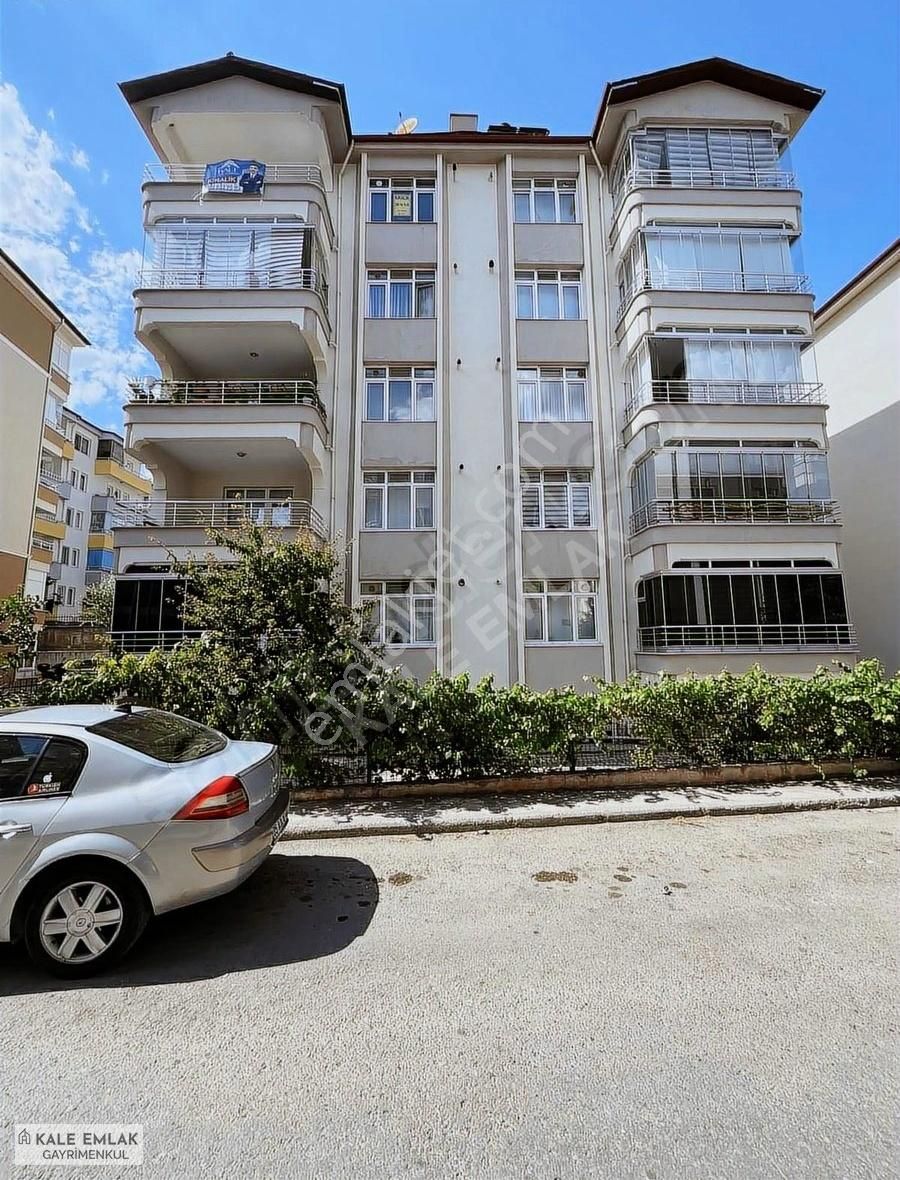 Kale Emlak'tan Akbilek Mh. Kiralık 3+1 Daire
