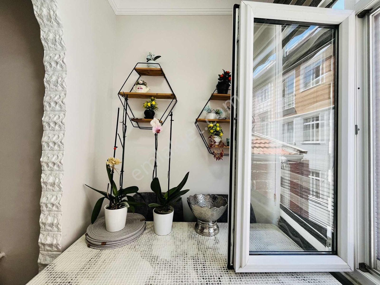 Silivri Alibey Mahallesinde Genç Bina'da Satılık 2+1 Ferah Daire - Görsel 4