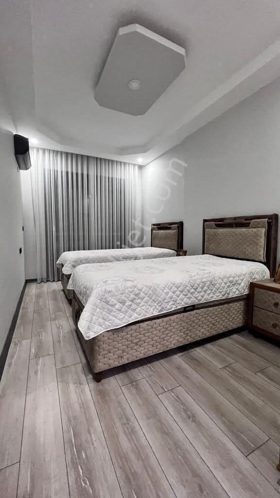Didim Efeler Satılık 3+1 Havuz Bahçeli Villa