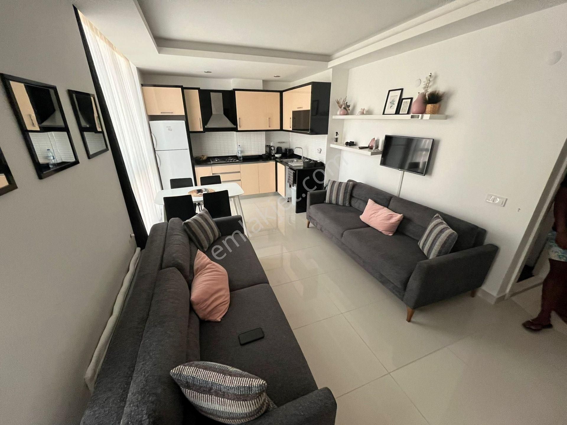 Liman Mahallesinde Denize Yakın 1+0 Stüdyo Daire - Görsel 3