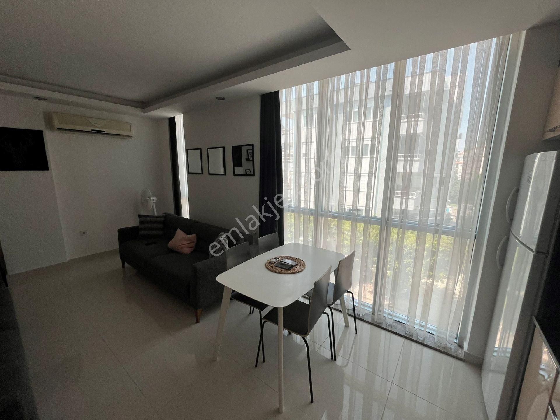 Liman Mahallesinde Denize Yakın 1+0 Stüdyo Daire - Görsel 5