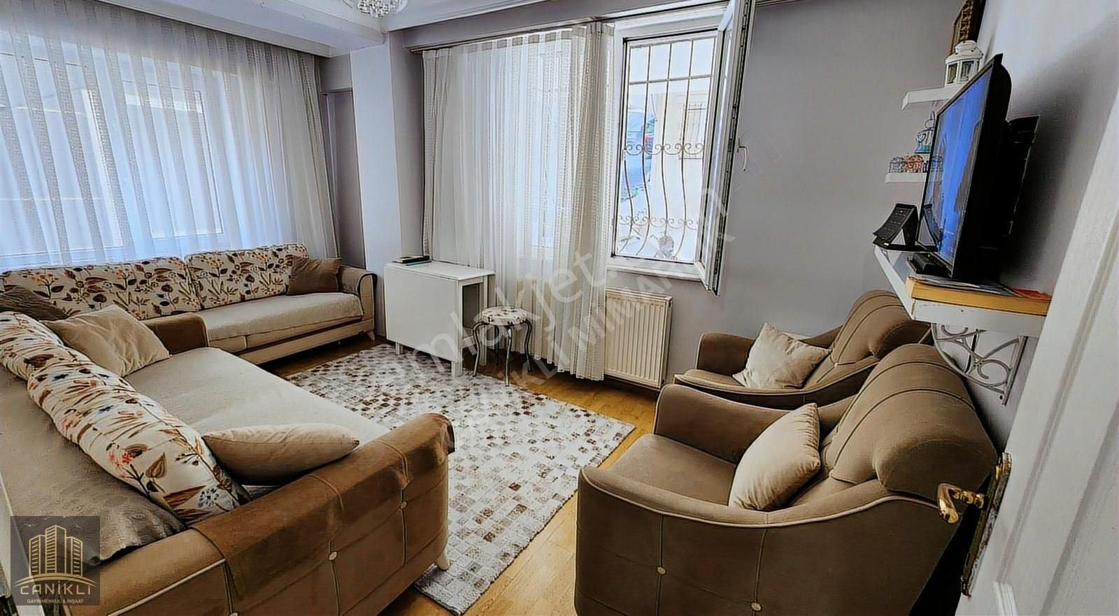 Eyüpsultan Esentepe Mah. 2. Kat 75 M² 2+1 Satılık Daire