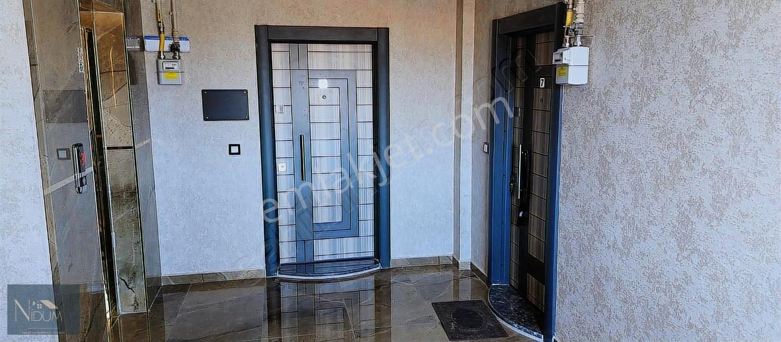 Erenler Yeniyol Yeni Kumaş Pazarında 2+1 Eşyalı Daire