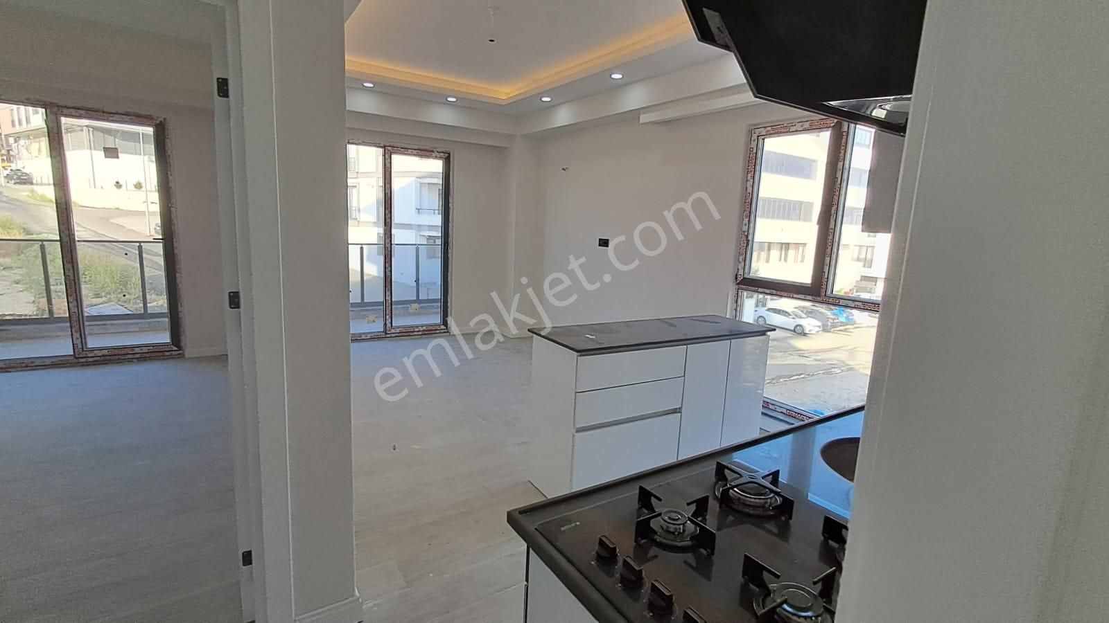 Ekşioğlu' Ndan Tekirdağ Süleymanpaşa Atatürk Mahallesi 2+1 Satılık Daire - Görsel 17