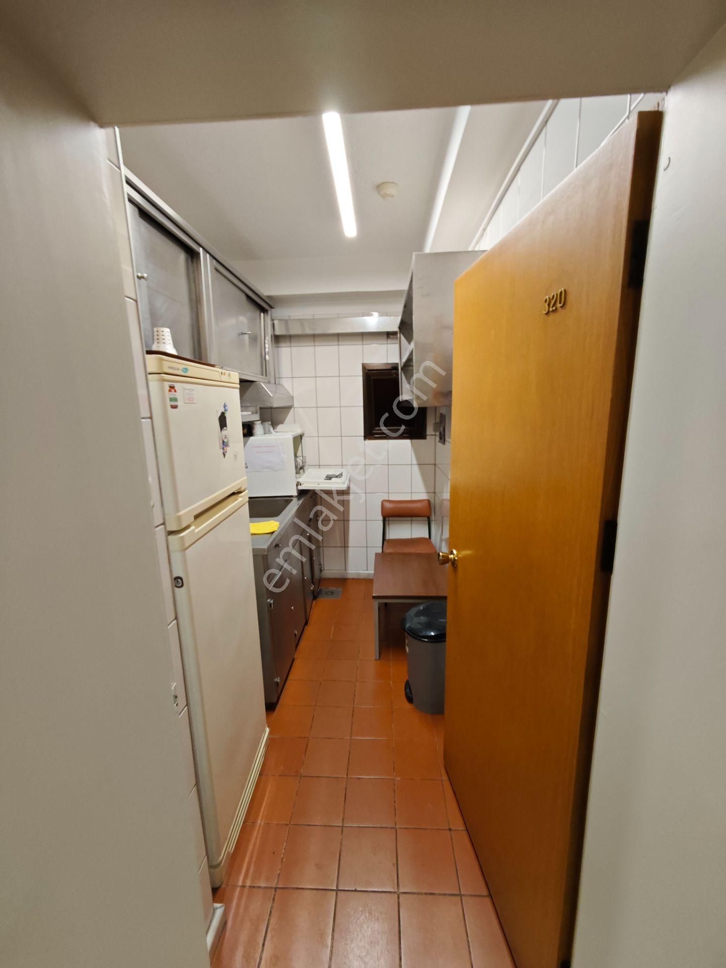 Güncel İlandır!! Gayrettepe De 503m2 Brüt Prestijli Bina Da Ofis - Görsel 12