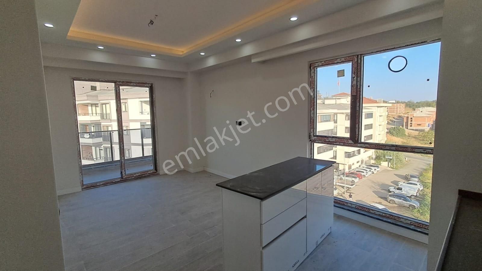 Eksioğlu' Ndan Tekirdağ Süleymanpaşa Atatürk Mah. Deniz Manzaralı 2+1 Satılık Daire - Görsel 12