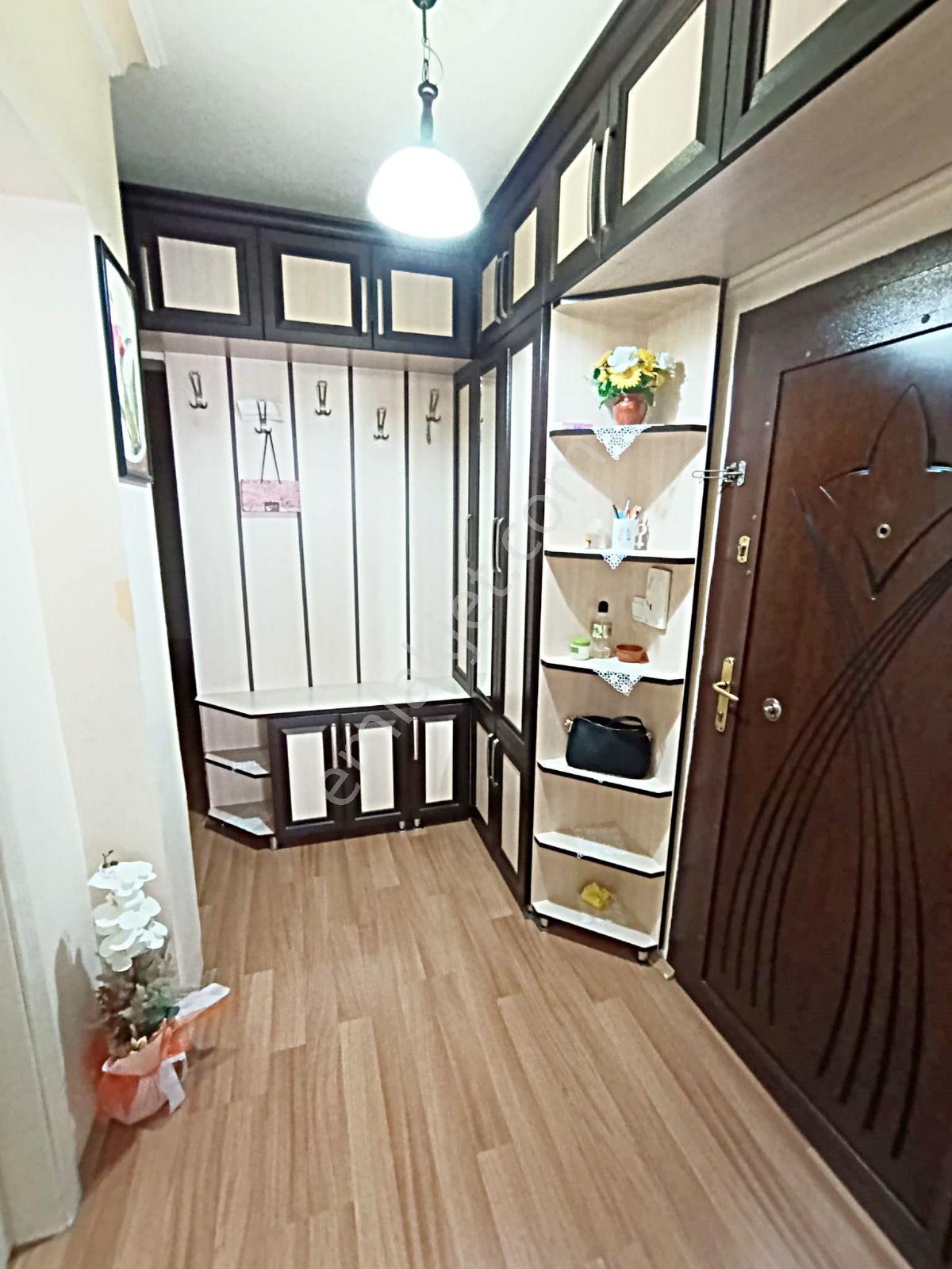 Ankara Kazanç'tan Malazgirt Mah. Çift Banyolu 3 Balkonlu Arakatta Geniş Satılık Daire - Görsel 33