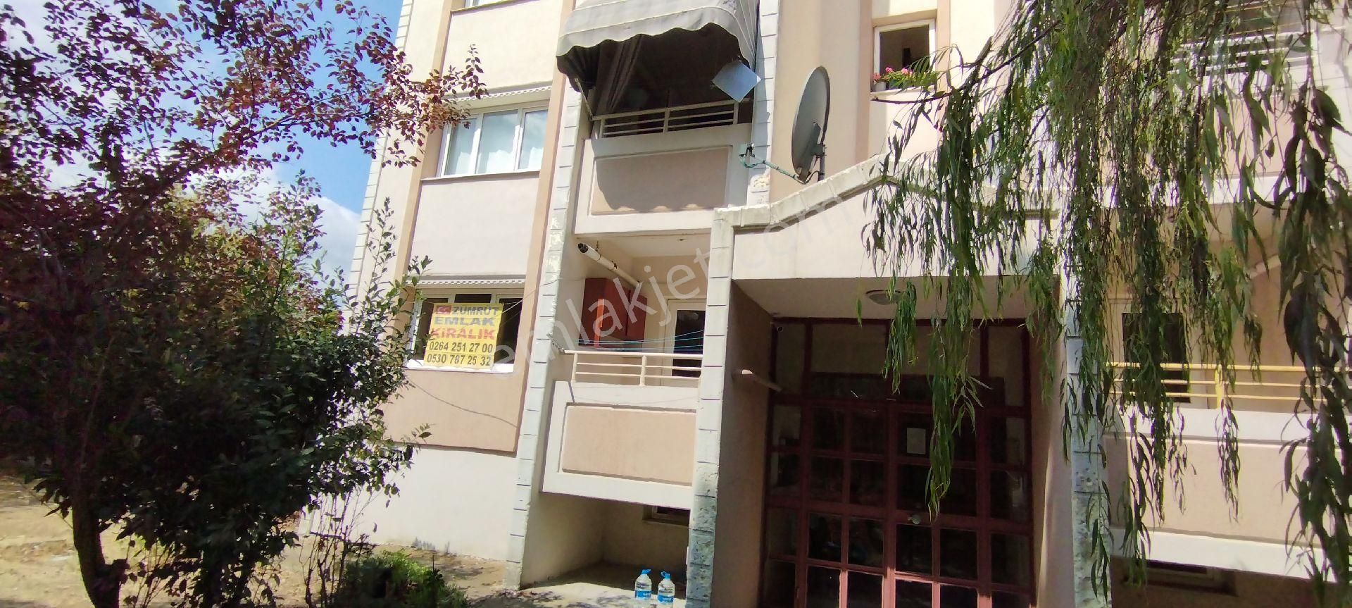 Sakarya Zümrüt Emlak'tan Adapazarı Korucuk Mahallesinde 3+1, 105 M2 Kiralık Daire - Görsel 3