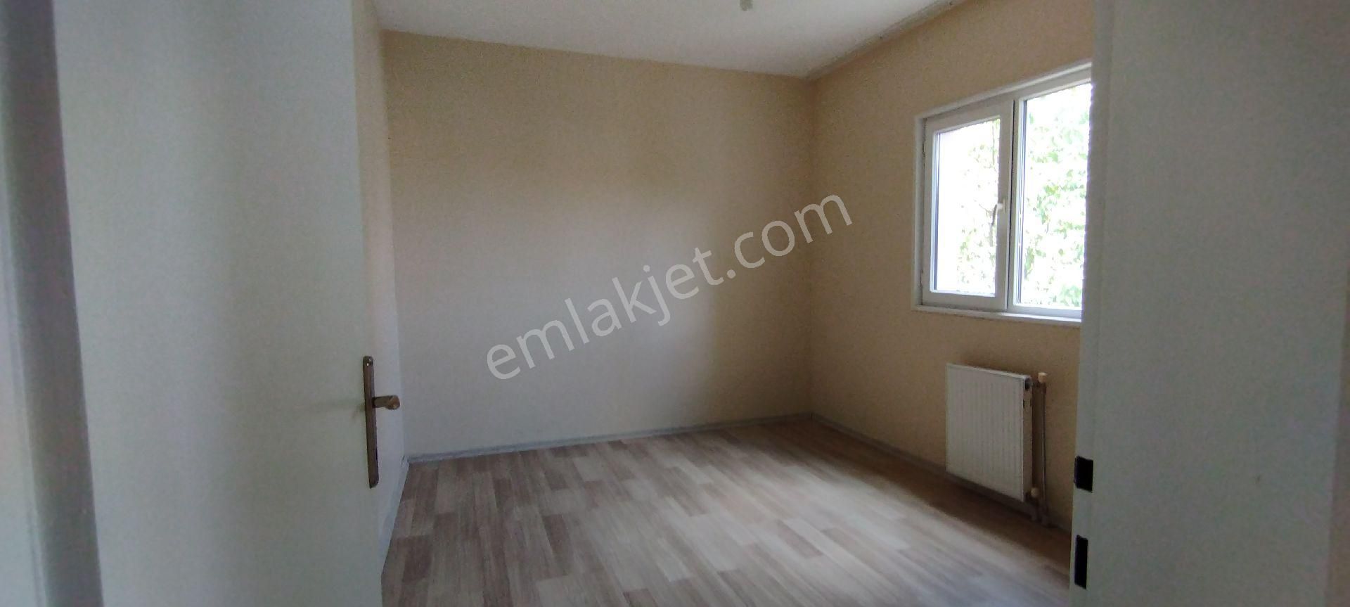 Sakarya Zümrüt Emlak'tan Adapazarı Korucuk Mahallesinde 3+1, 105 M2 Kiralık Daire - Görsel 18