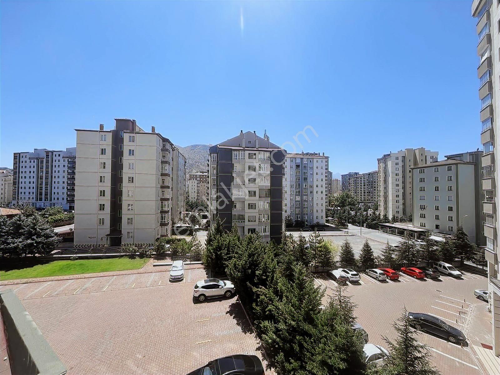 Sözmax Söz'den Talas Bahçelievler'de 4+1 Satılık Daire