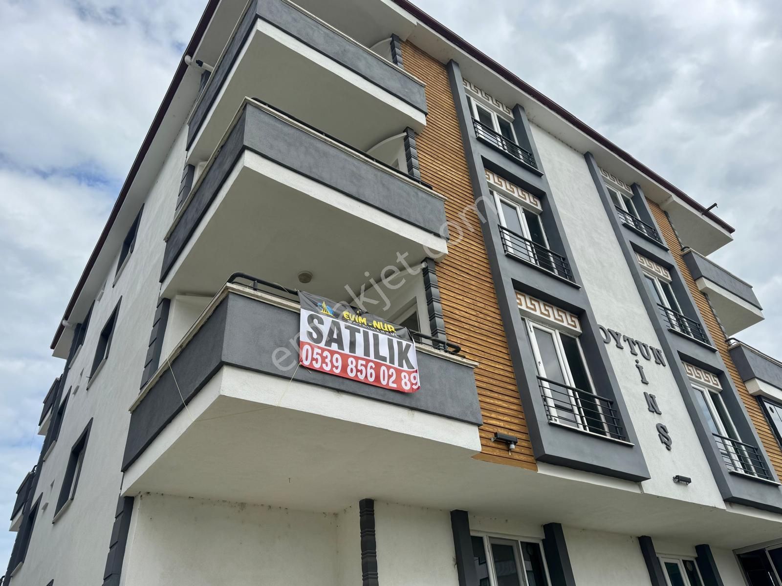 Evim-nur'dan Tepecik Mh. 3+1 Ebeveyn Banyolu Sıfır Fırsat Daire