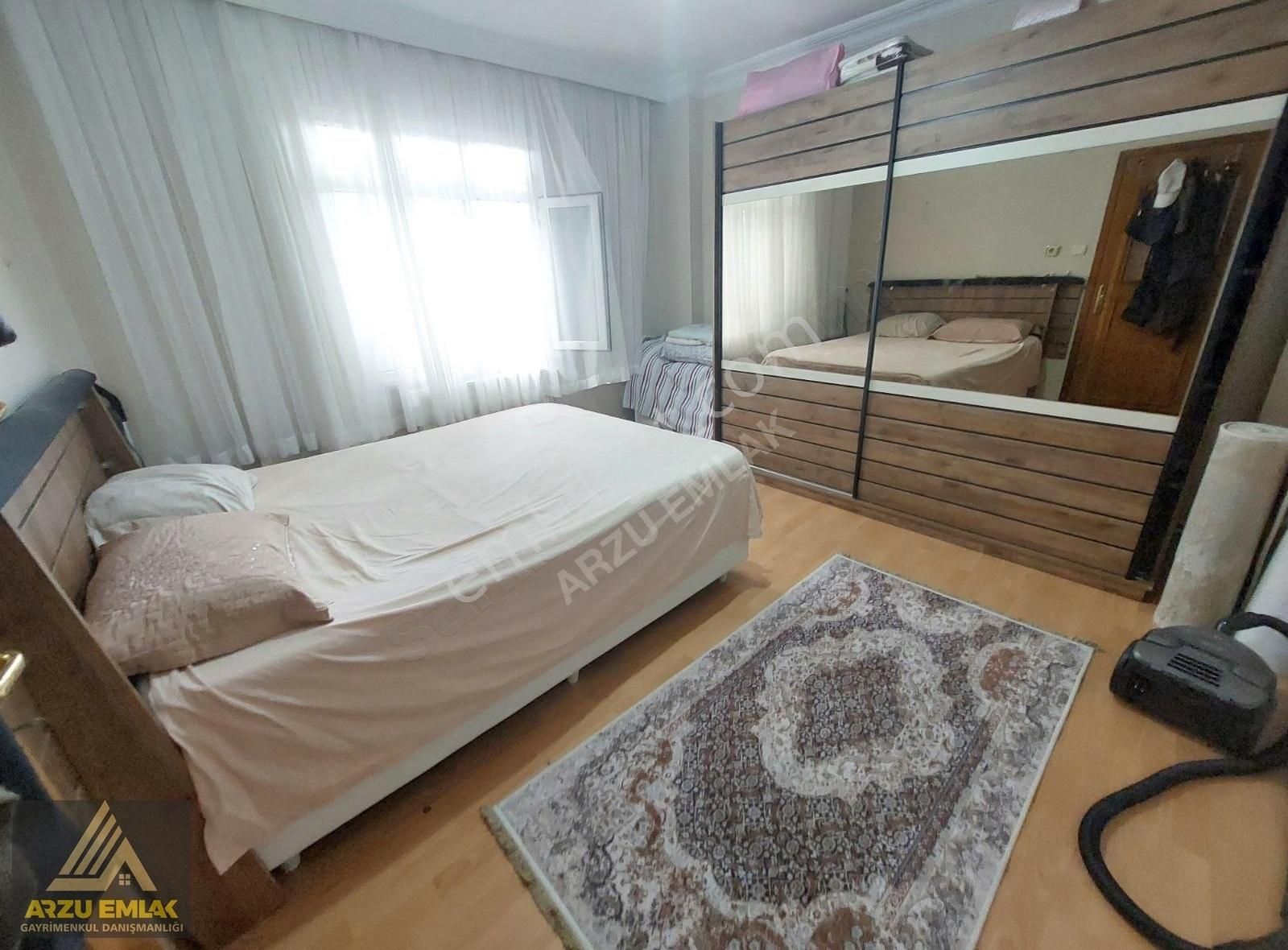 Arzu Emlaktan Yunusemre Mah Satılık 3+1 İki Balkonlu 1.katdaire - Görsel 22