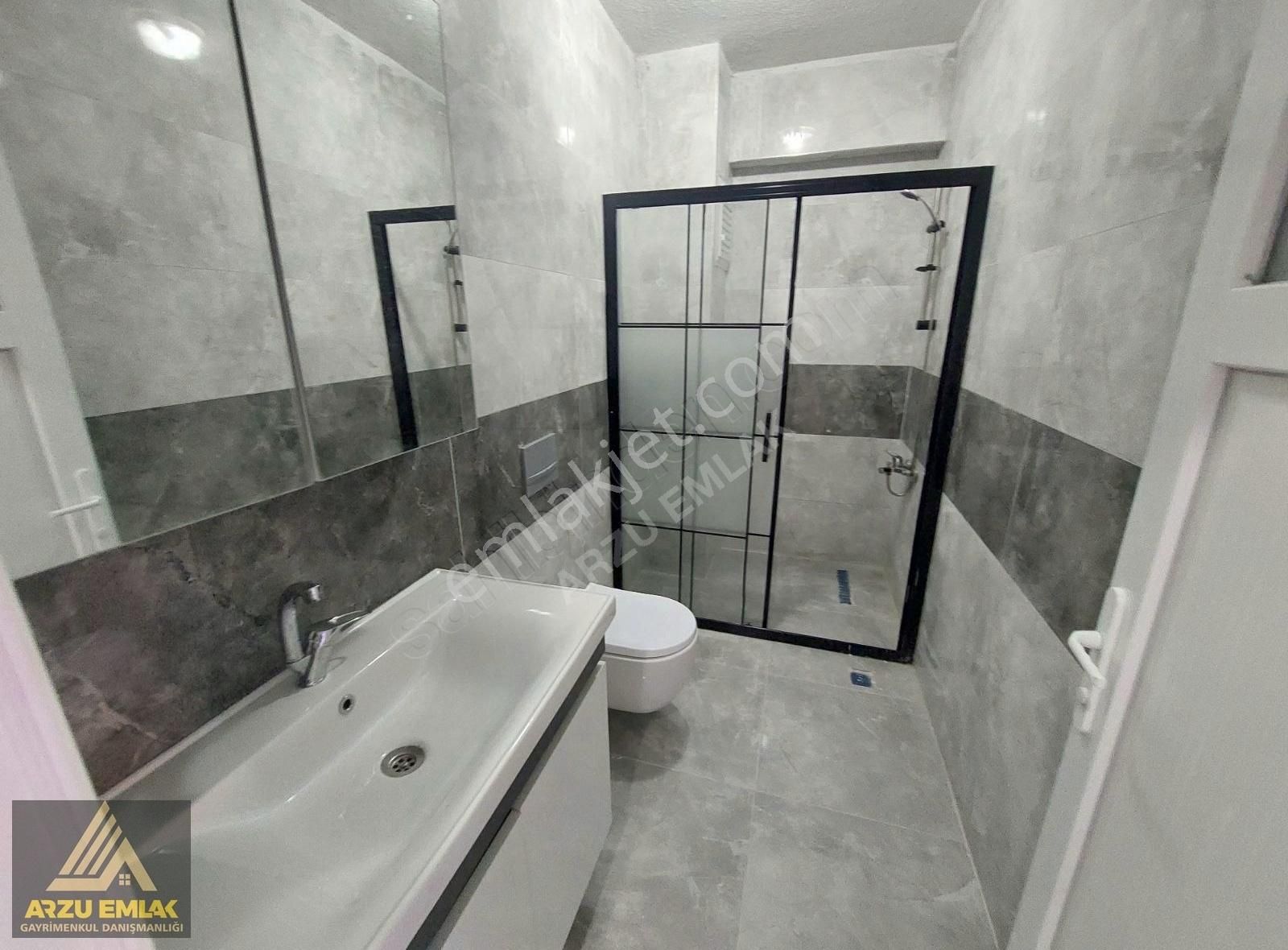 Arzu Emlaktan Zübeydehanım Mah Satılık 2+1 Sıfır 1.kat Daire - Görsel 9