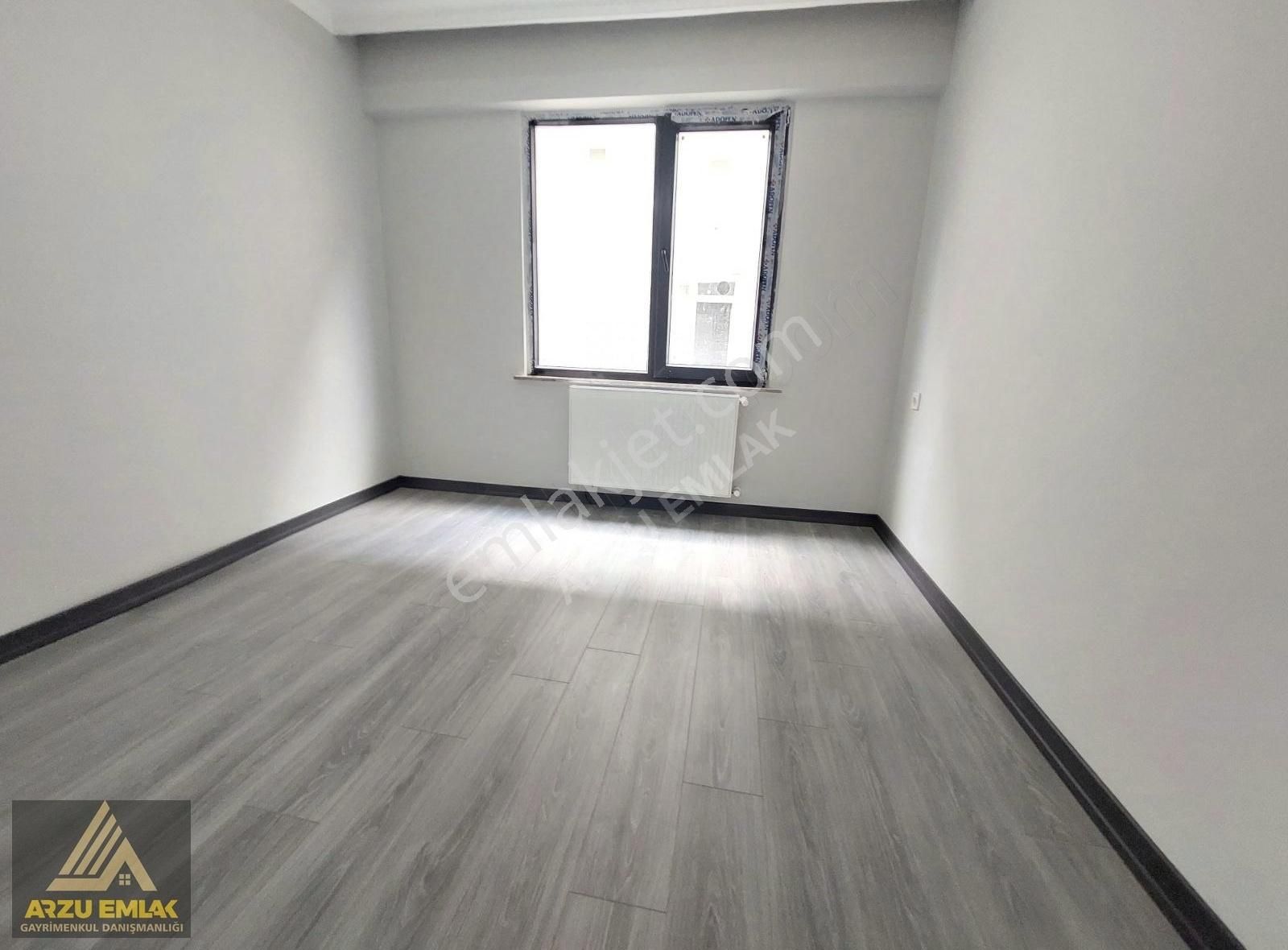 Arzu Emlaktan Zübeydehanım Mah Satılık 2+1 Sıfır 1.kat Daire - Görsel 13
