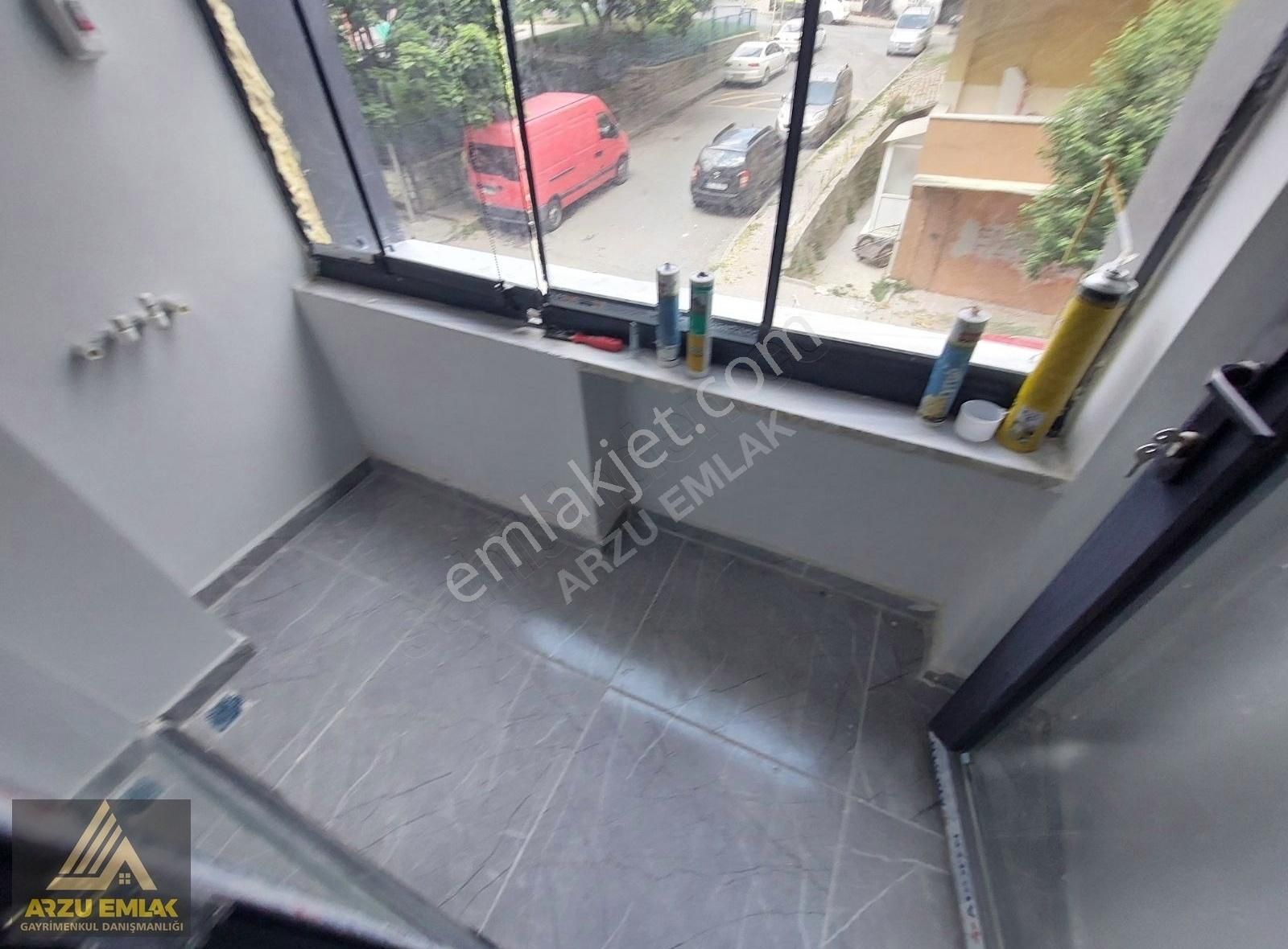 Arzu Emlaktan Zübeydehanım Mah Satılık 2+1 Sıfır 1.kat Daire - Görsel 10