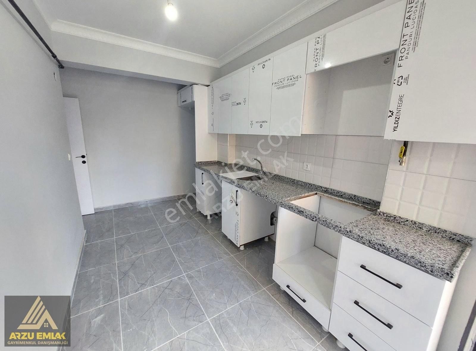 Arzu Emlaktan Zübeydehanım Mah Satılık 2+1 Sıfır 1.kat Daire - Görsel 22