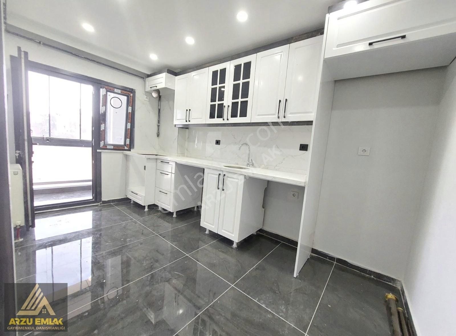 Arzu Emlaktan Gazi.mah Satılık 4.kat 2+1asansörlü Balkonlu Daire - Görsel 18