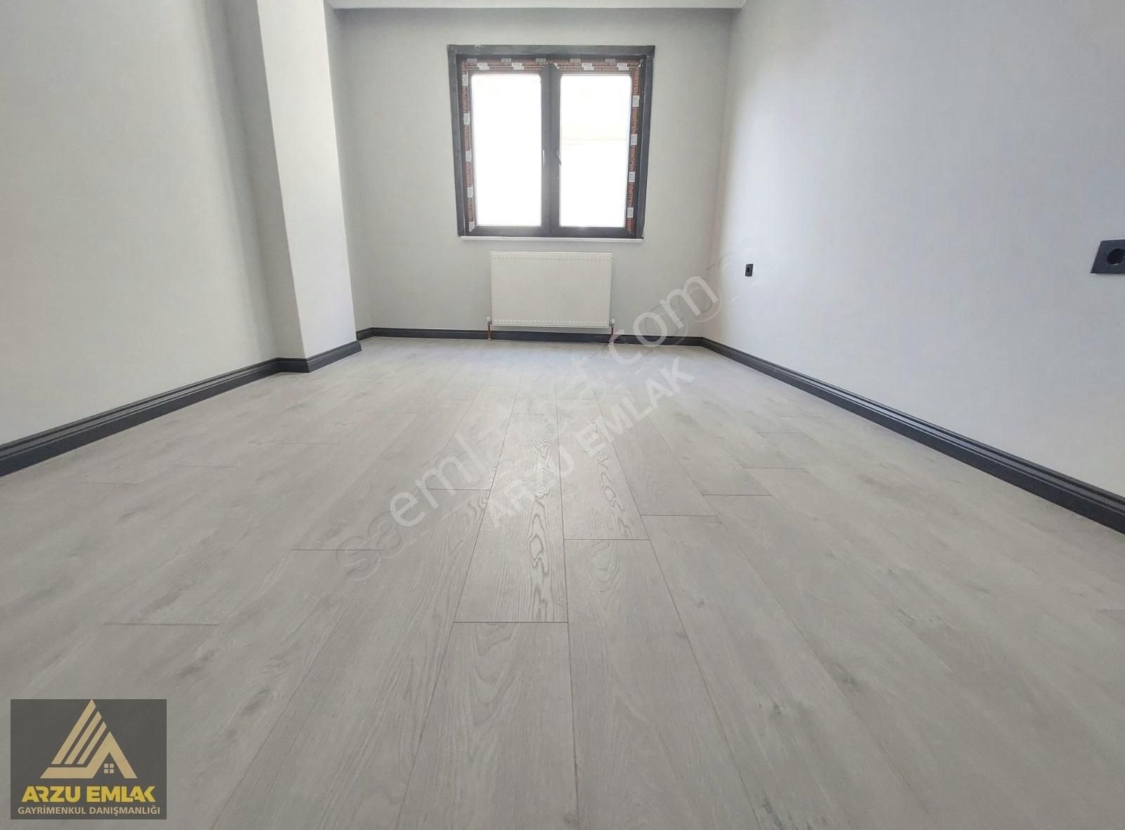 Arzu Emlaktan Gazi.mah Satılık 4.kat 2+1asansörlü Balkonlu Daire - Görsel 2