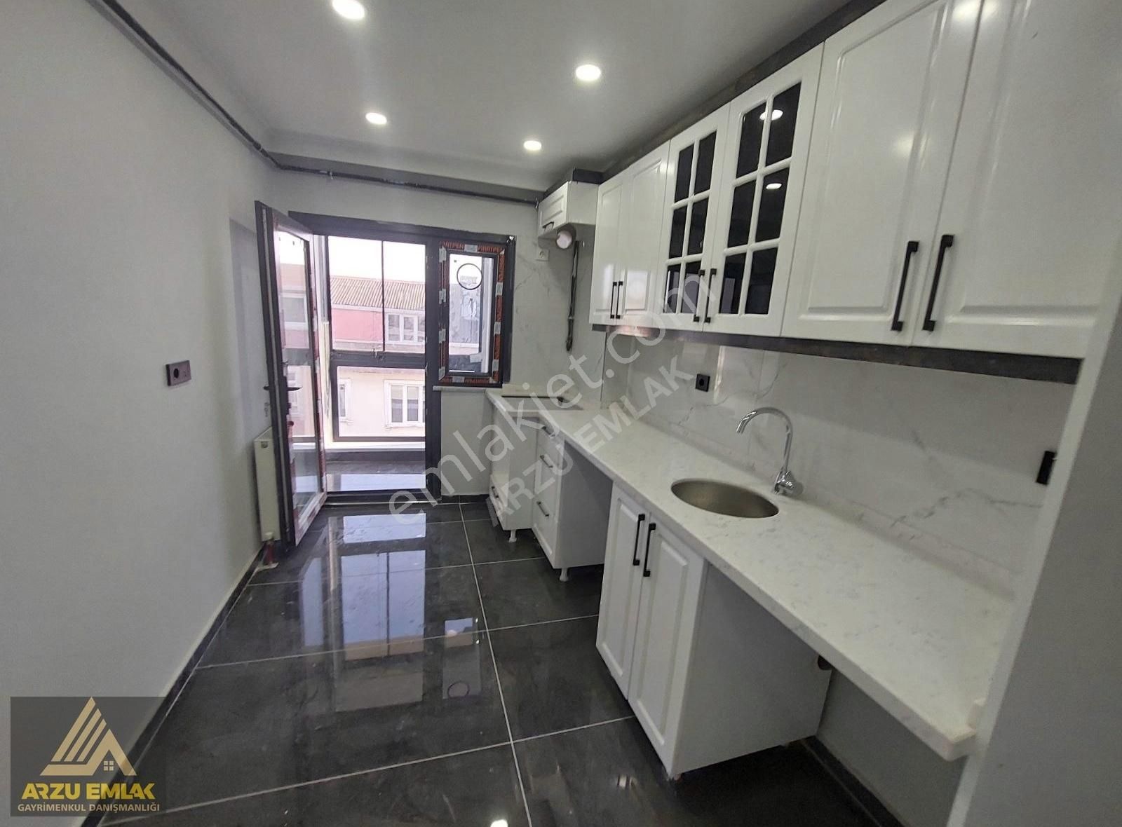 Arzu Emlaktan Gazi.mah Satılık 4.kat 2+1asansörlü Balkonlu Daire - Görsel 15